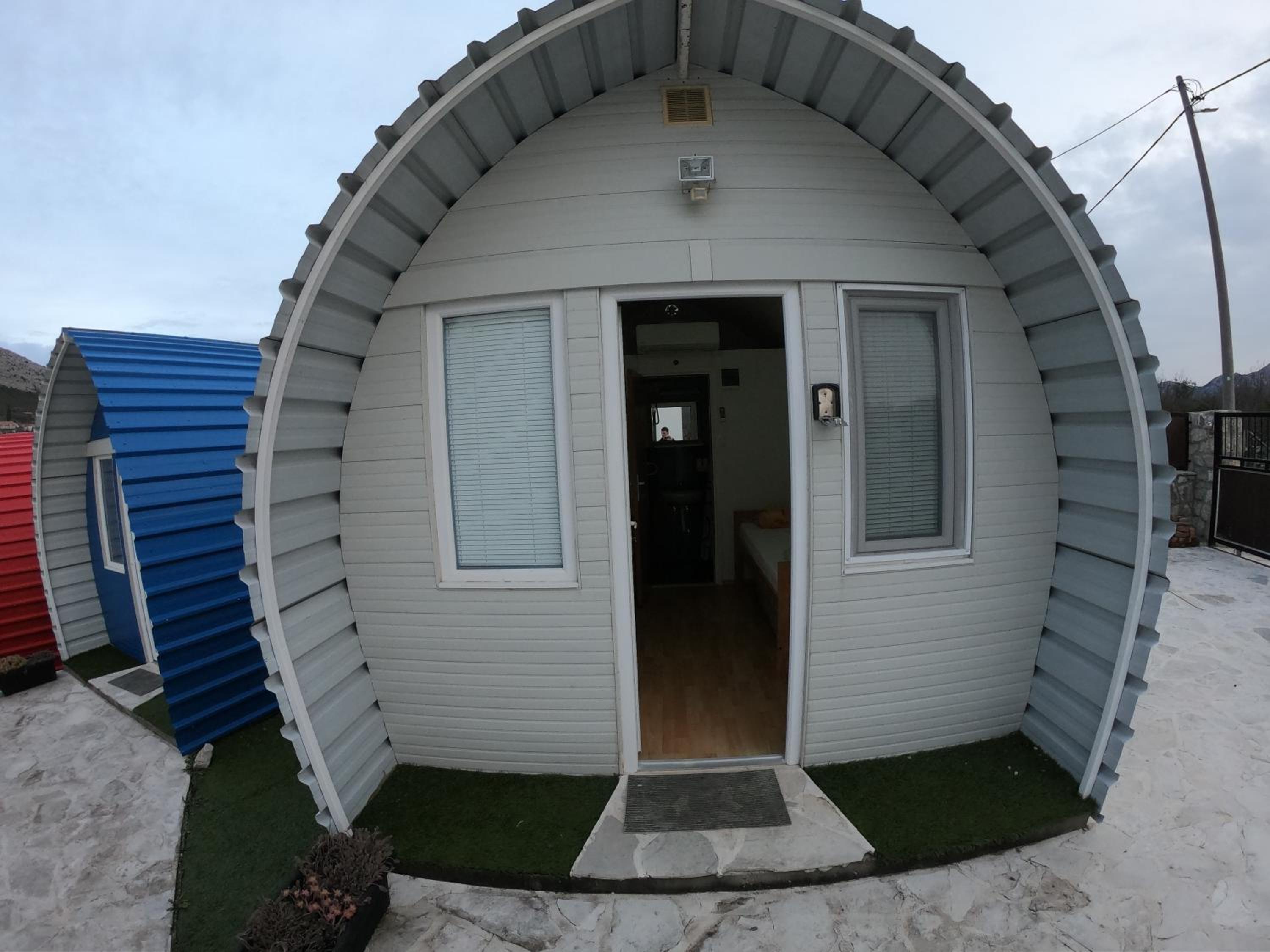 Bungalow photo 2