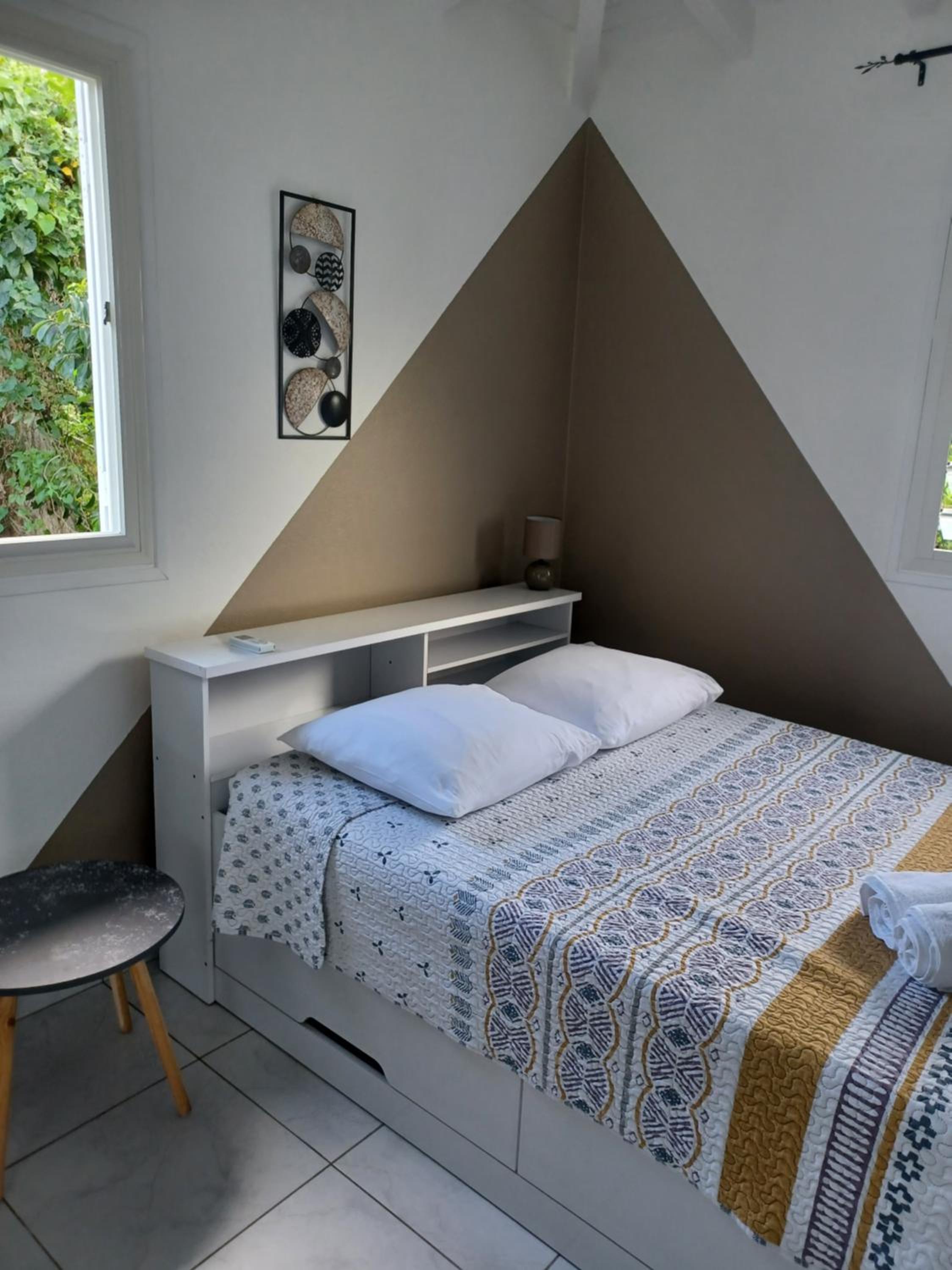 One-Bedroom House photo 1