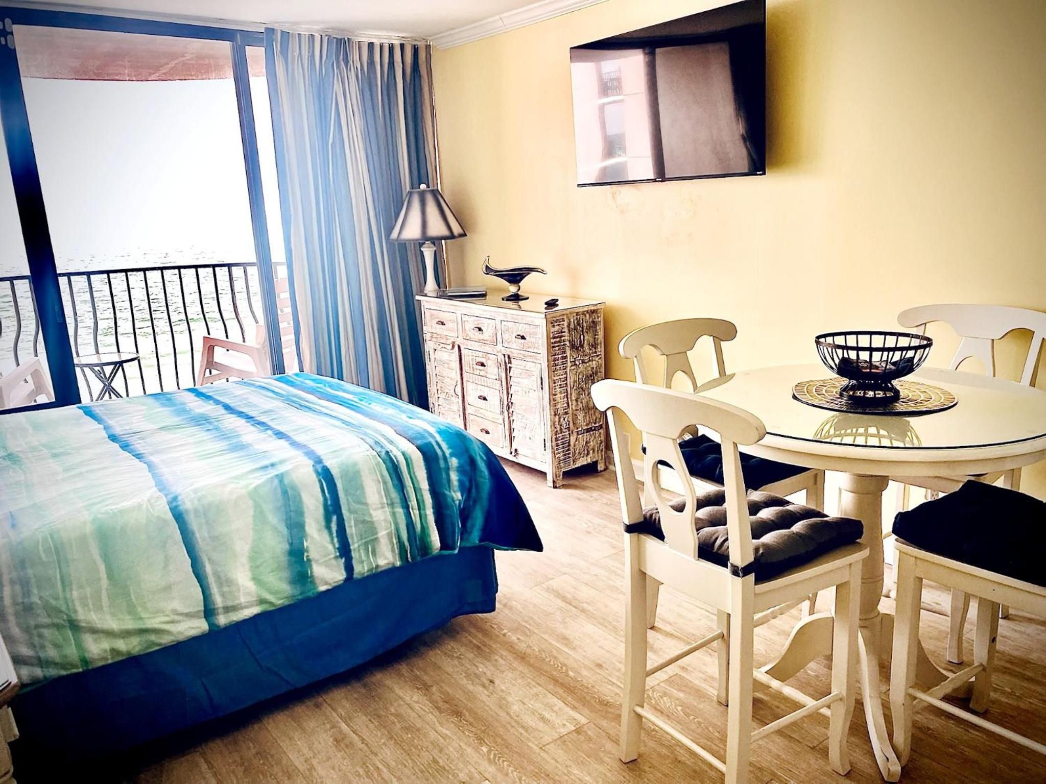 Apartment with Sea View photo 1