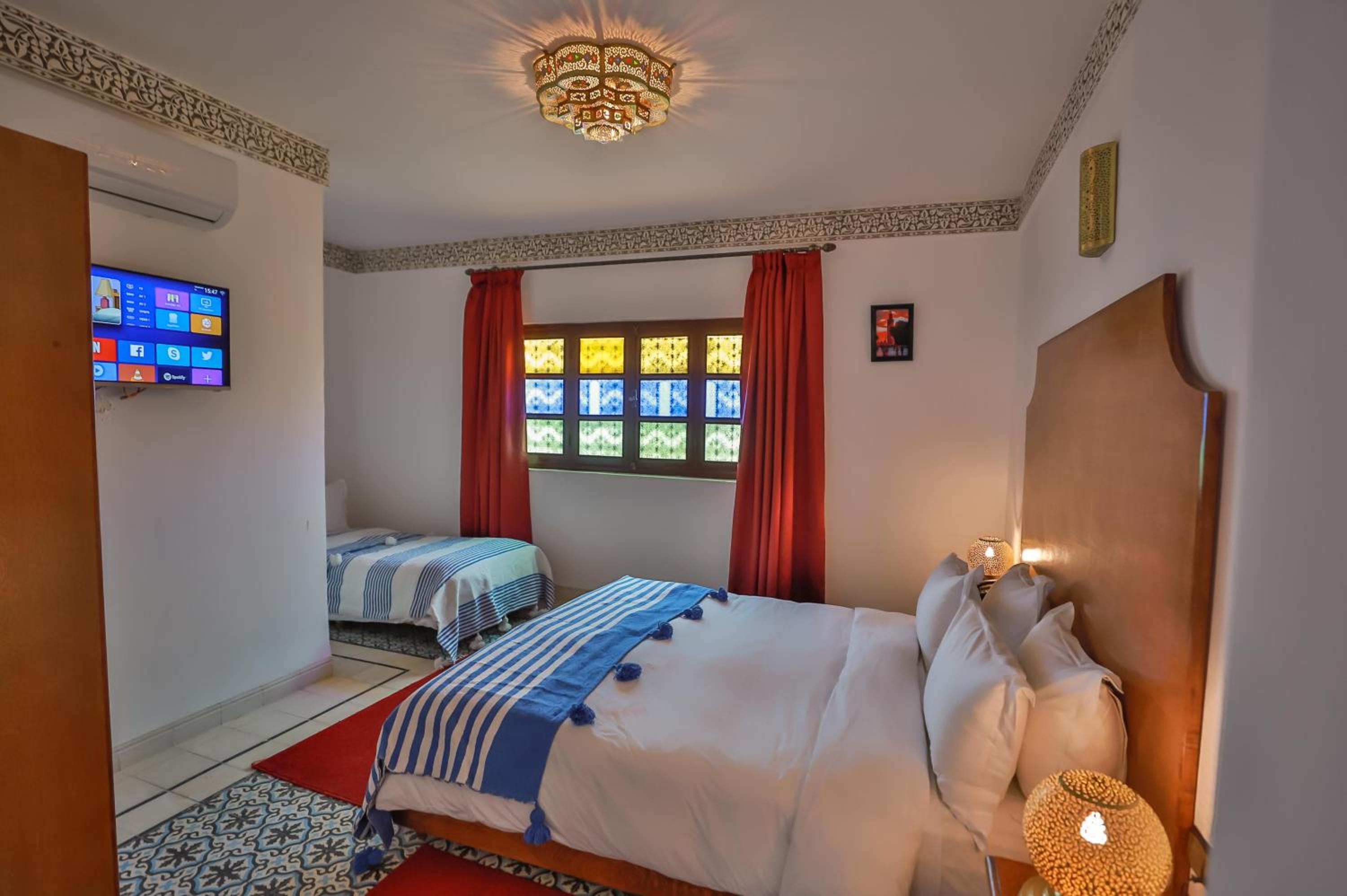 Superior Double or Twin Room - Photo 12