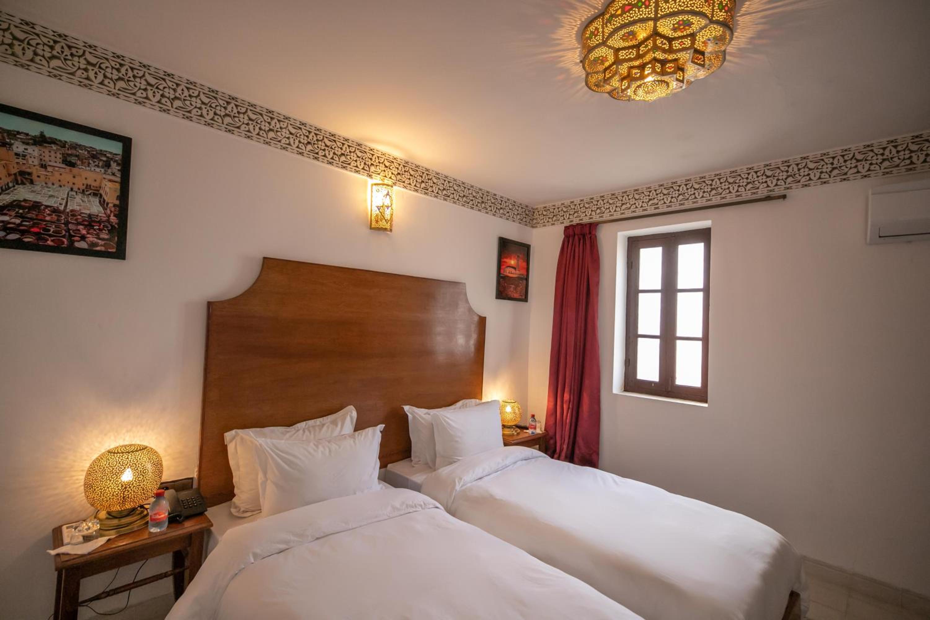 Standard Double or Twin Room - Photo 14