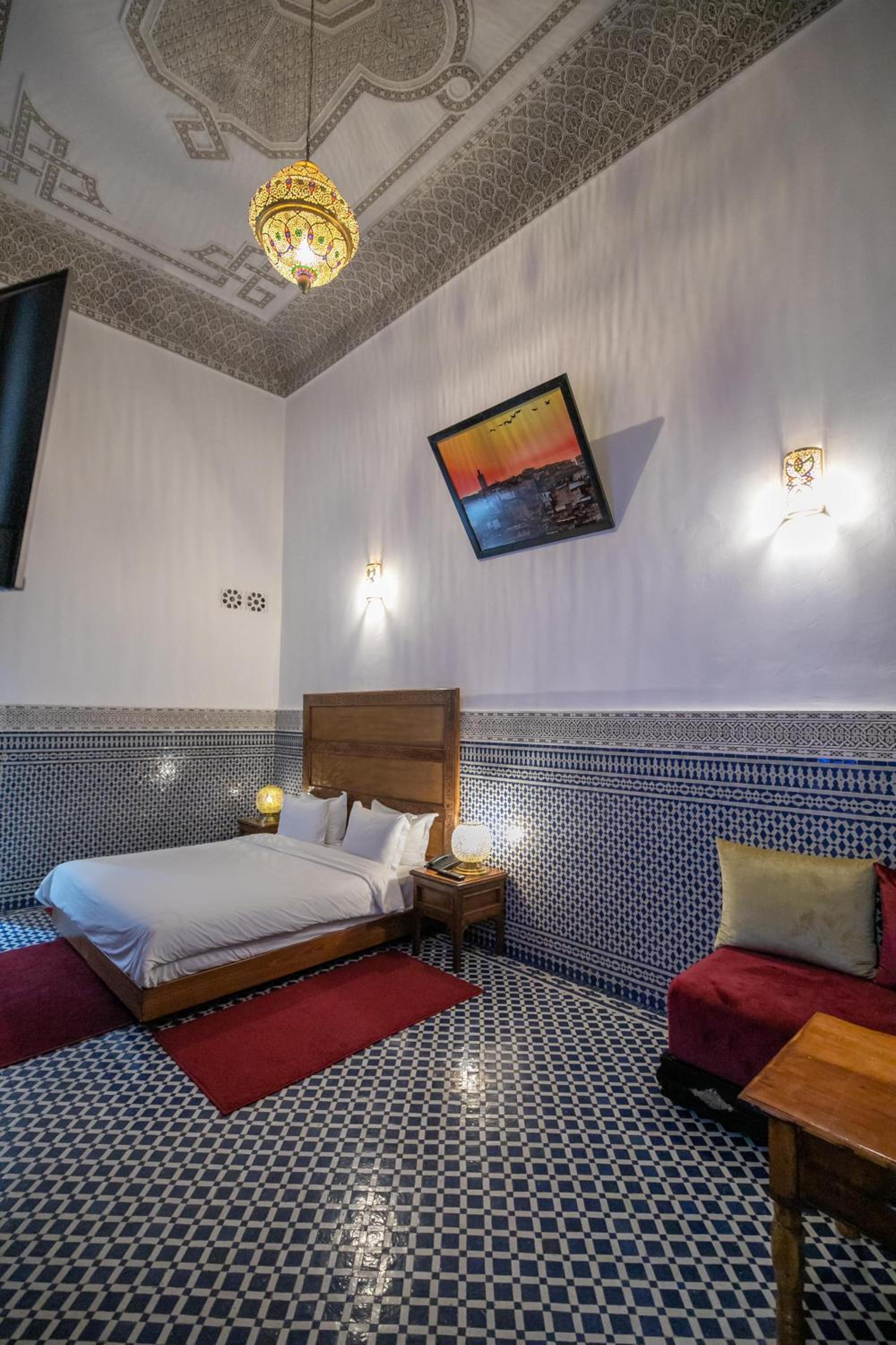 Deluxe Double or Twin Room - Photo 5