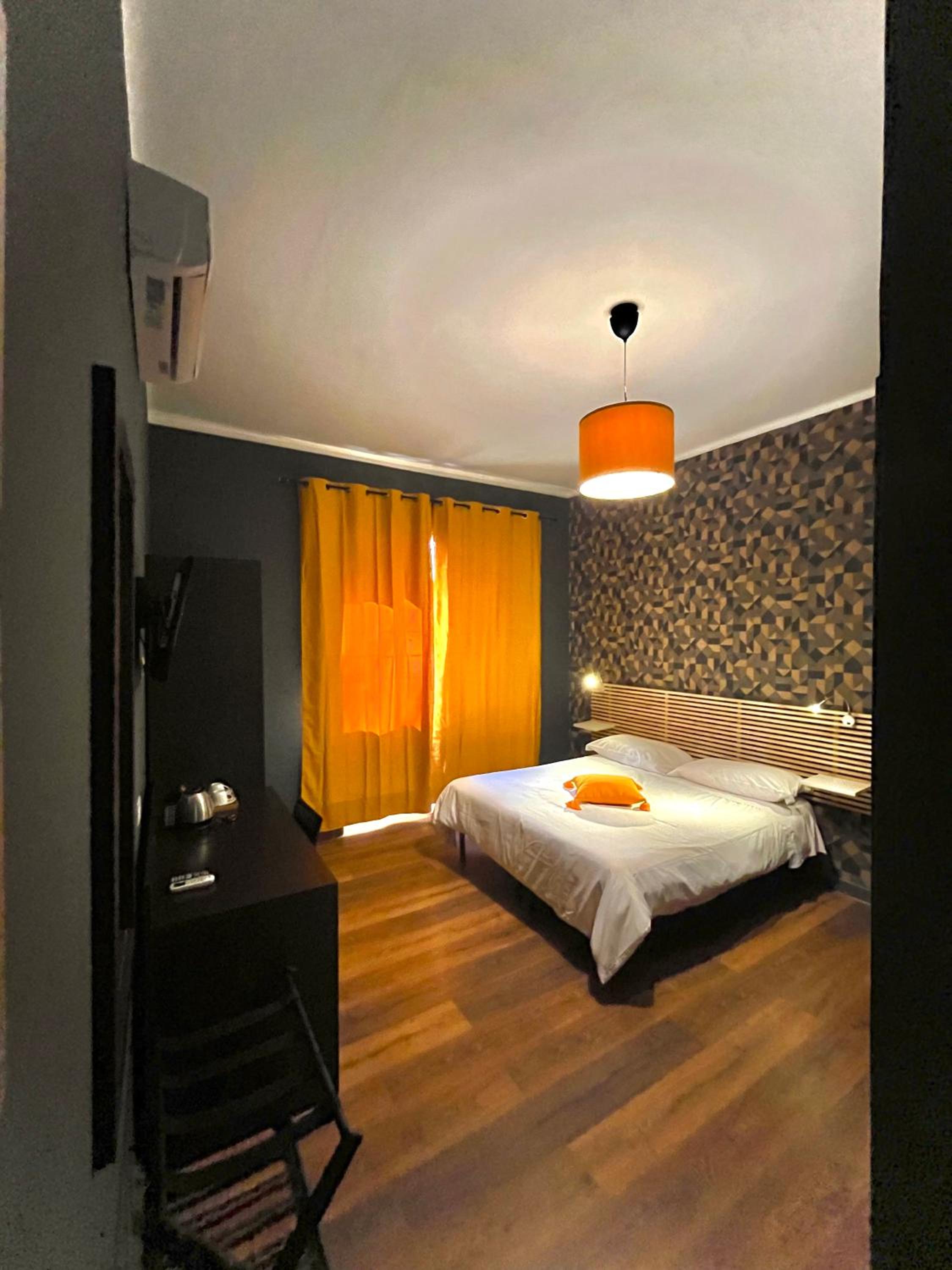 Double or Twin Room photo 3