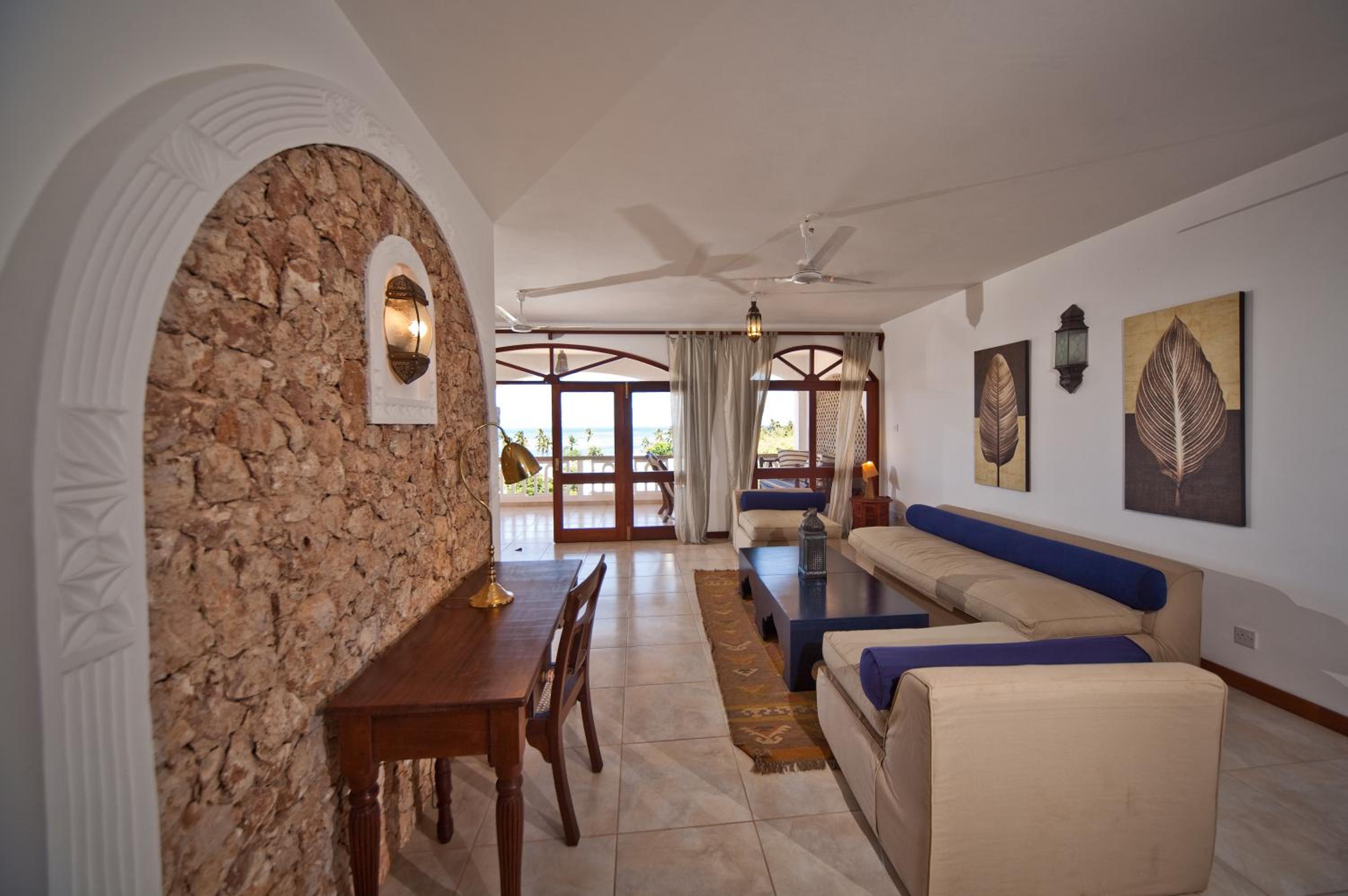 Three-Bedroom Suite photo 1