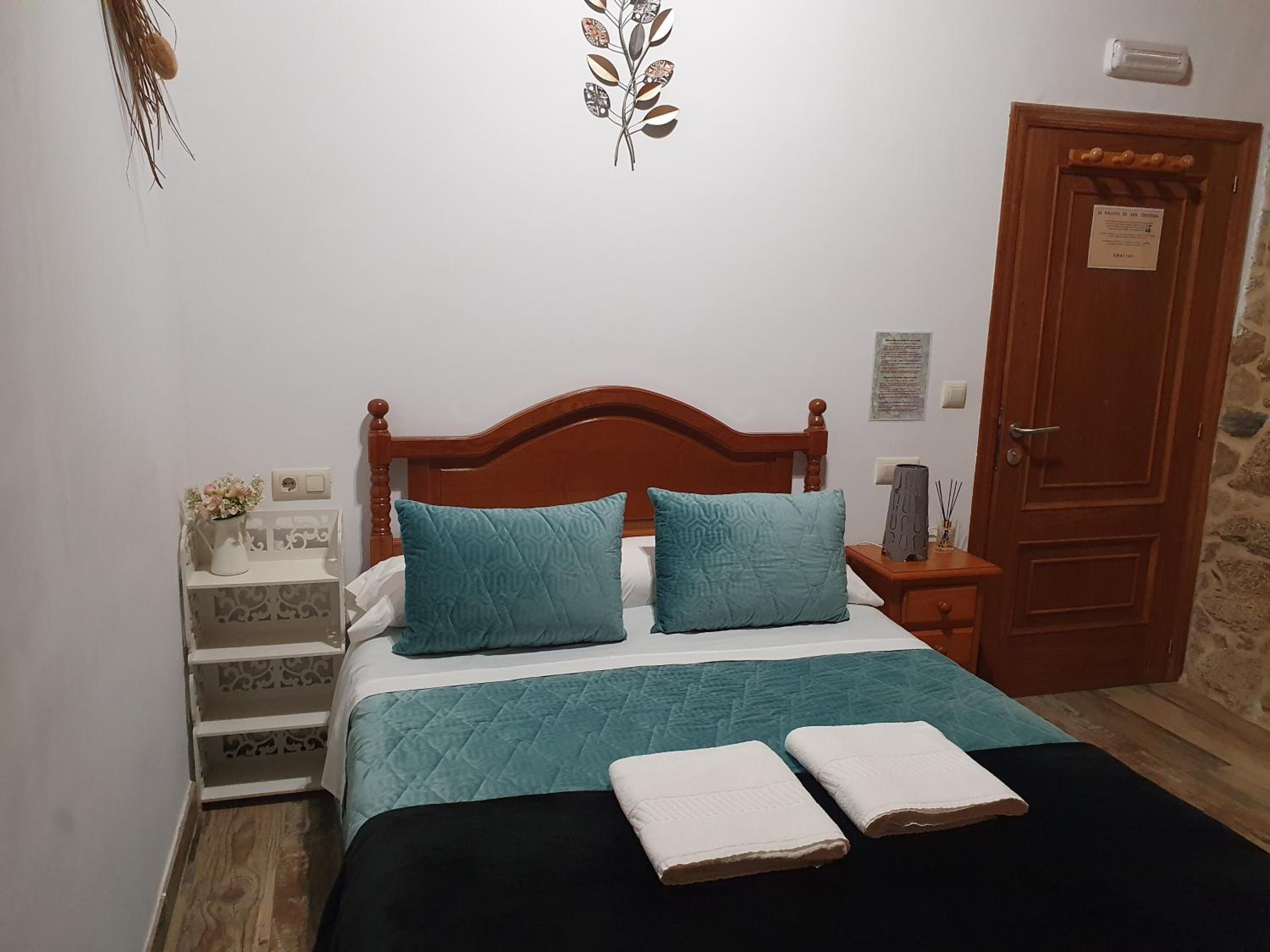 Habitación Doble con Baño Privado