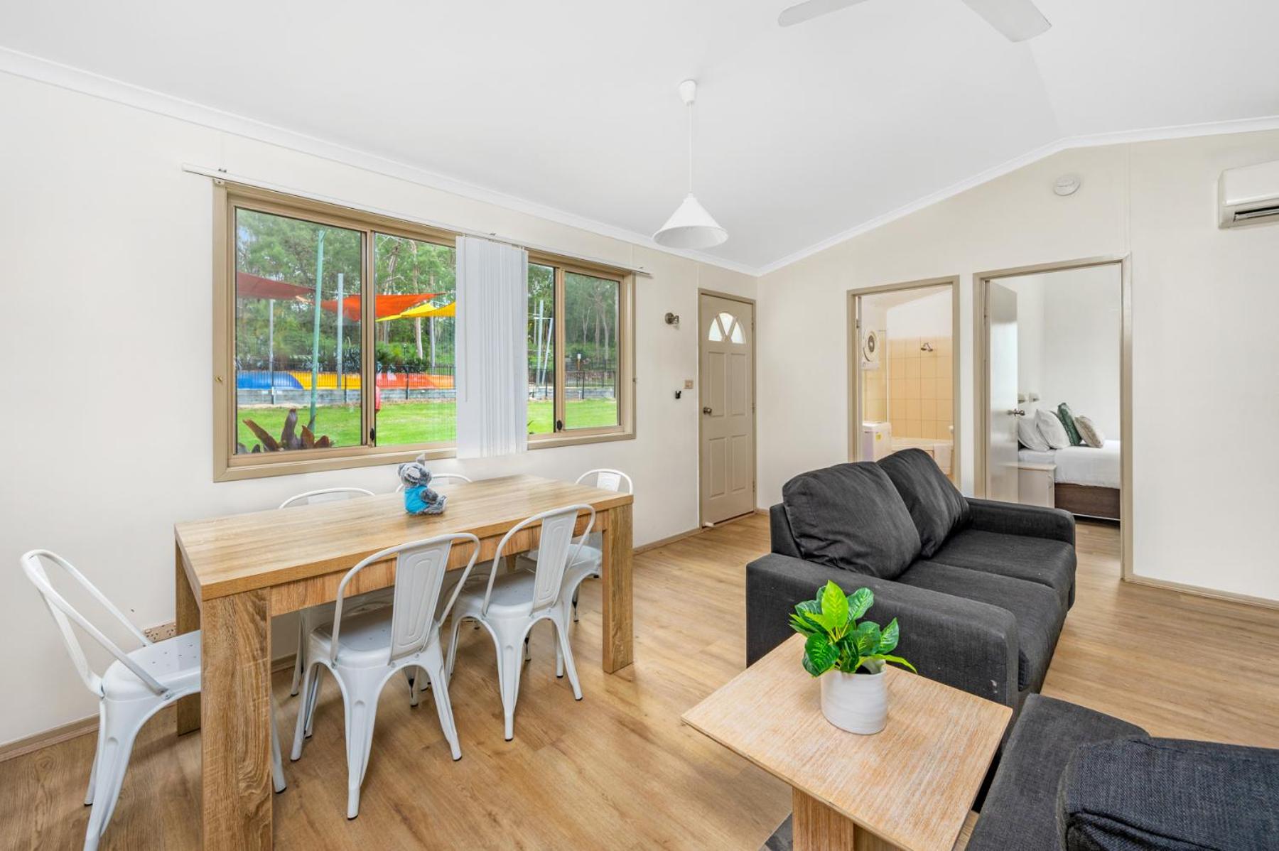 Deluxe Two-Bedroom Bushland Villa with Spa Bath
