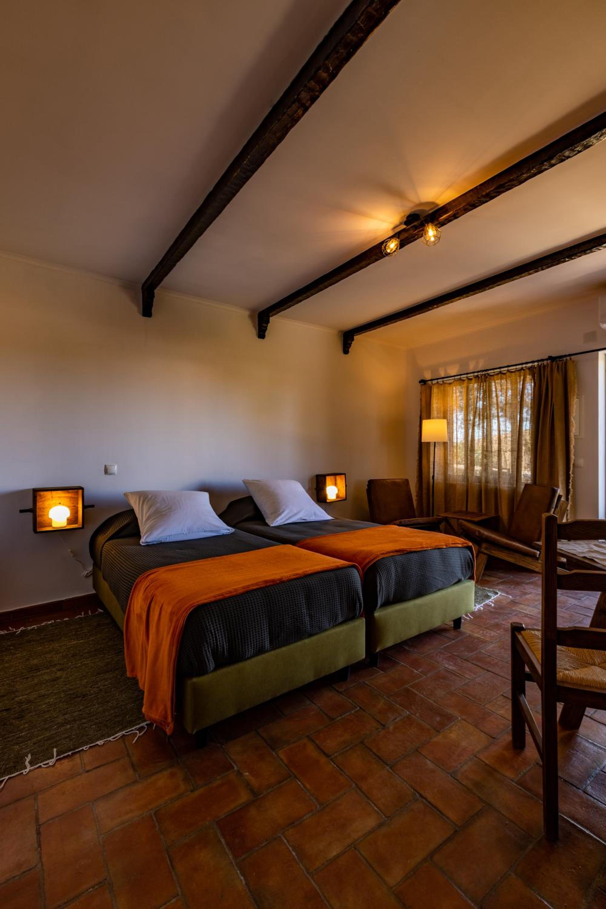 King Room with Mountain View photo 2