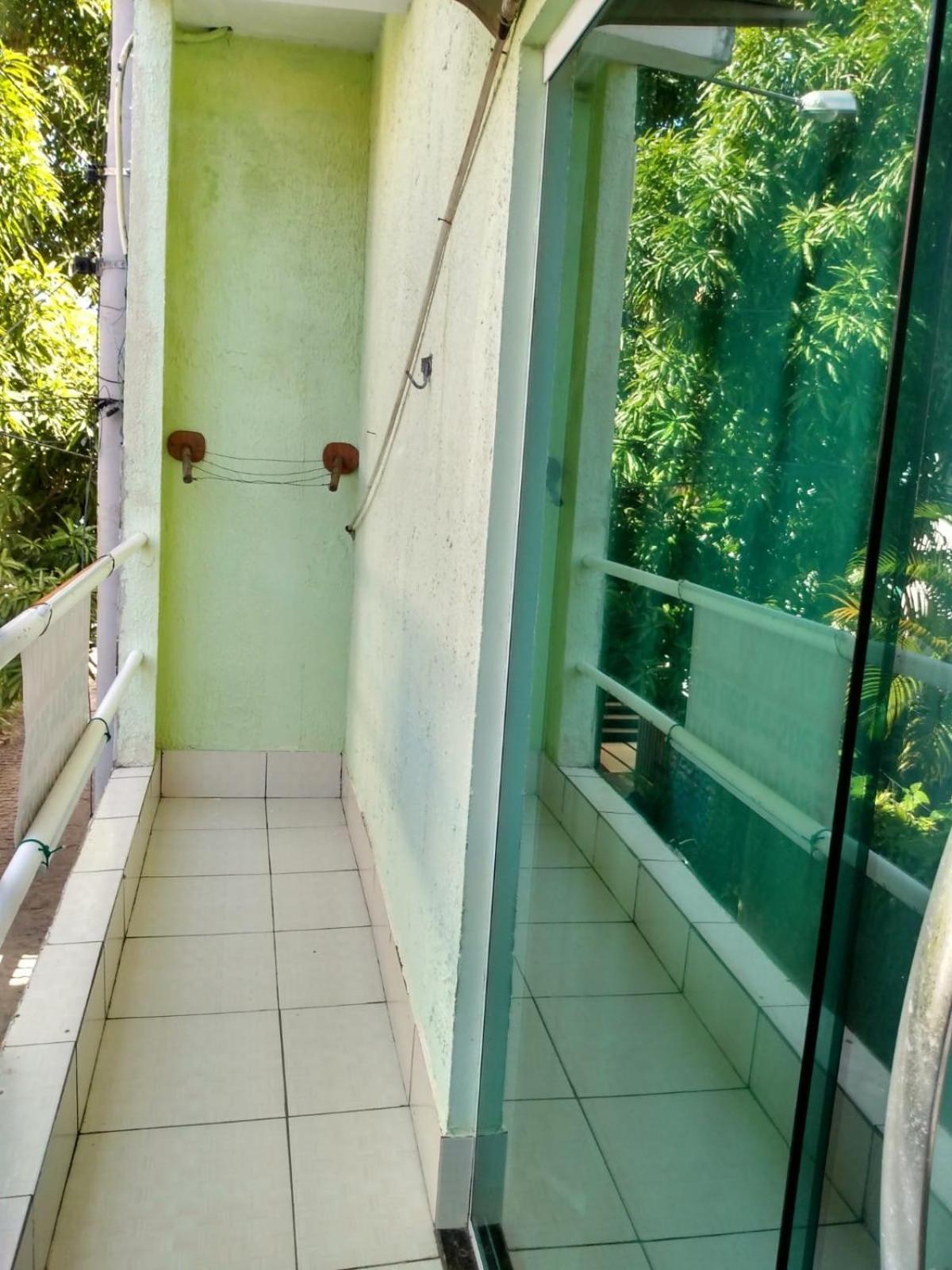 Family Room with Balcony photo 3