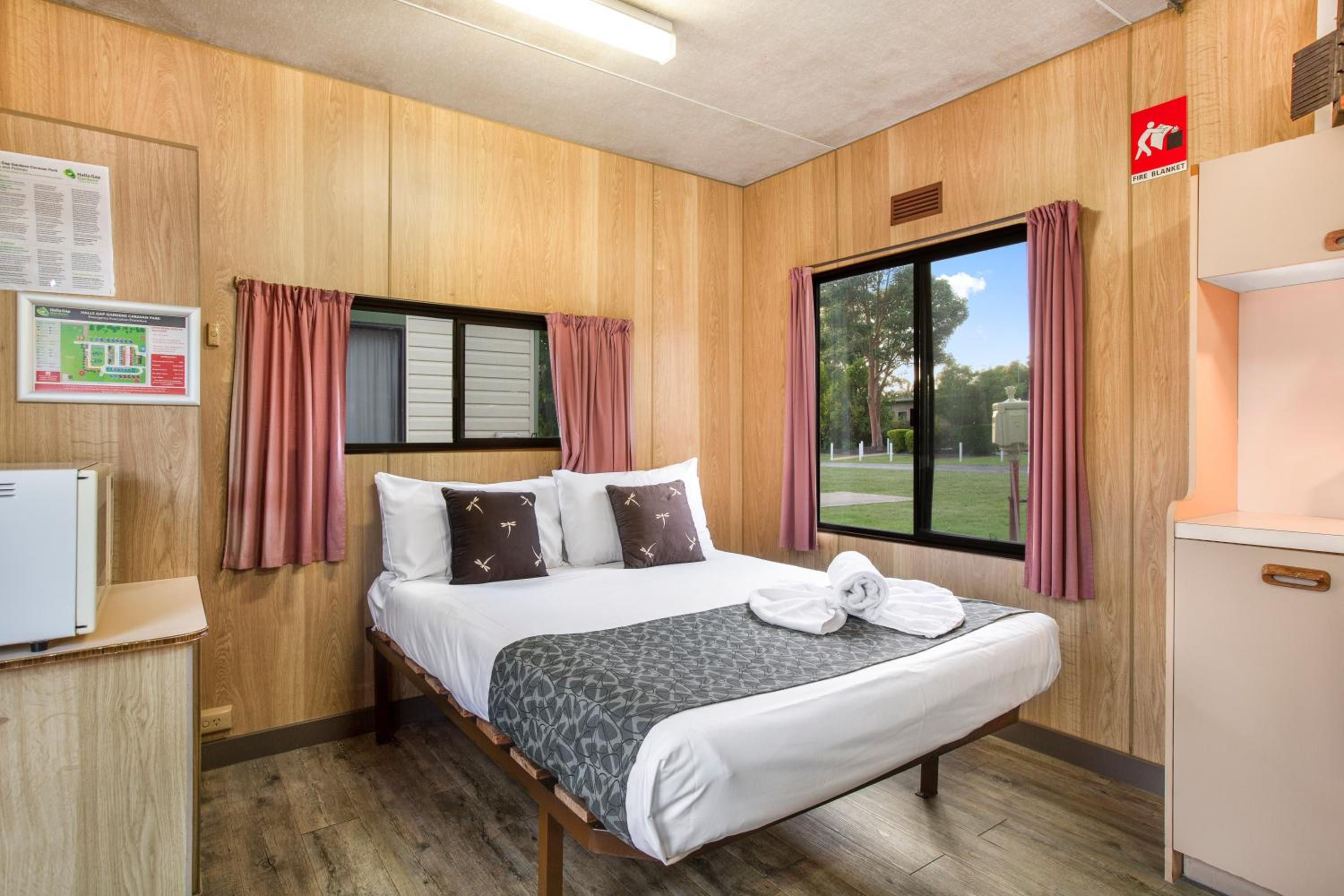 Budget Cabin photo 2