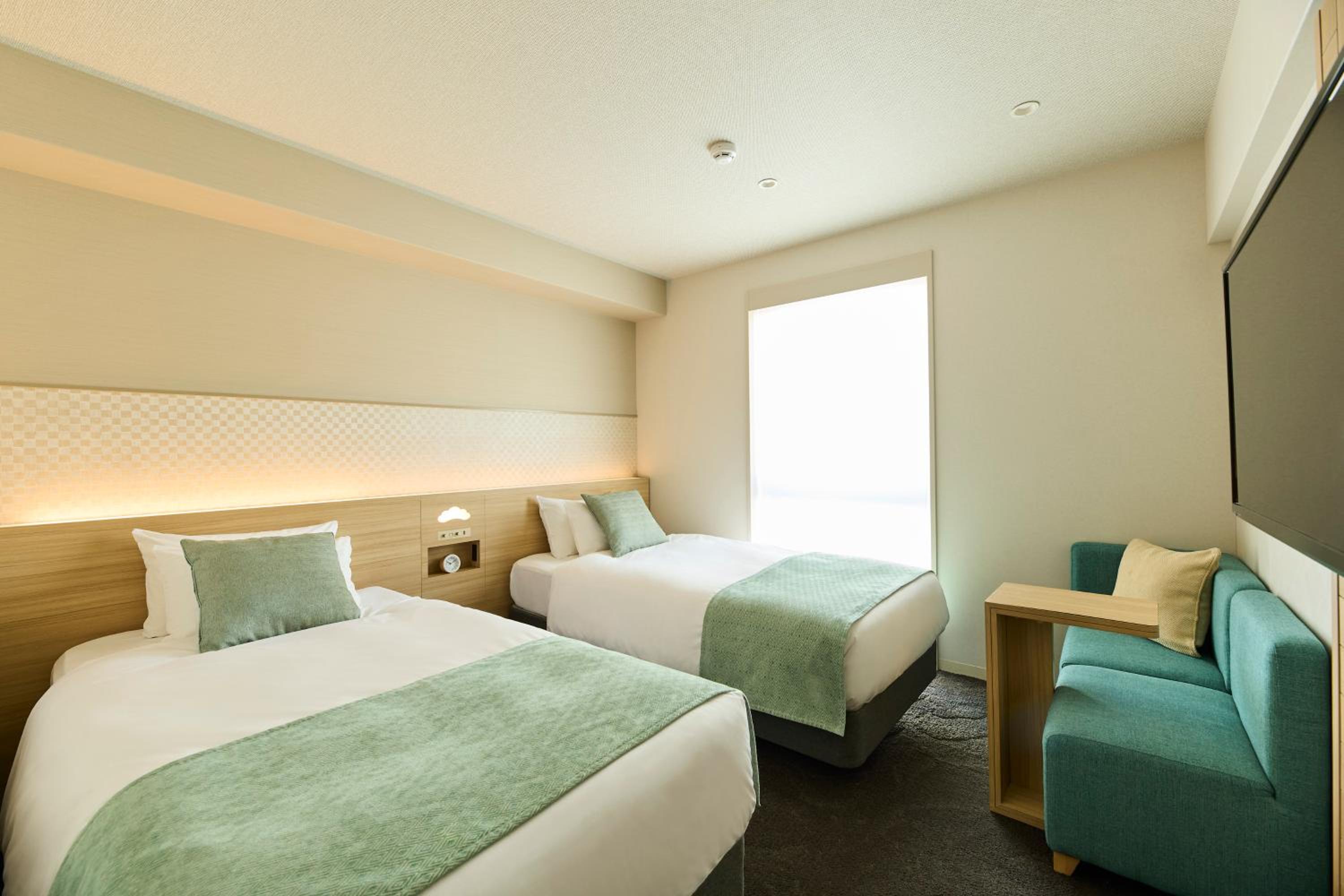 Standard Twin Room - Photo 1
