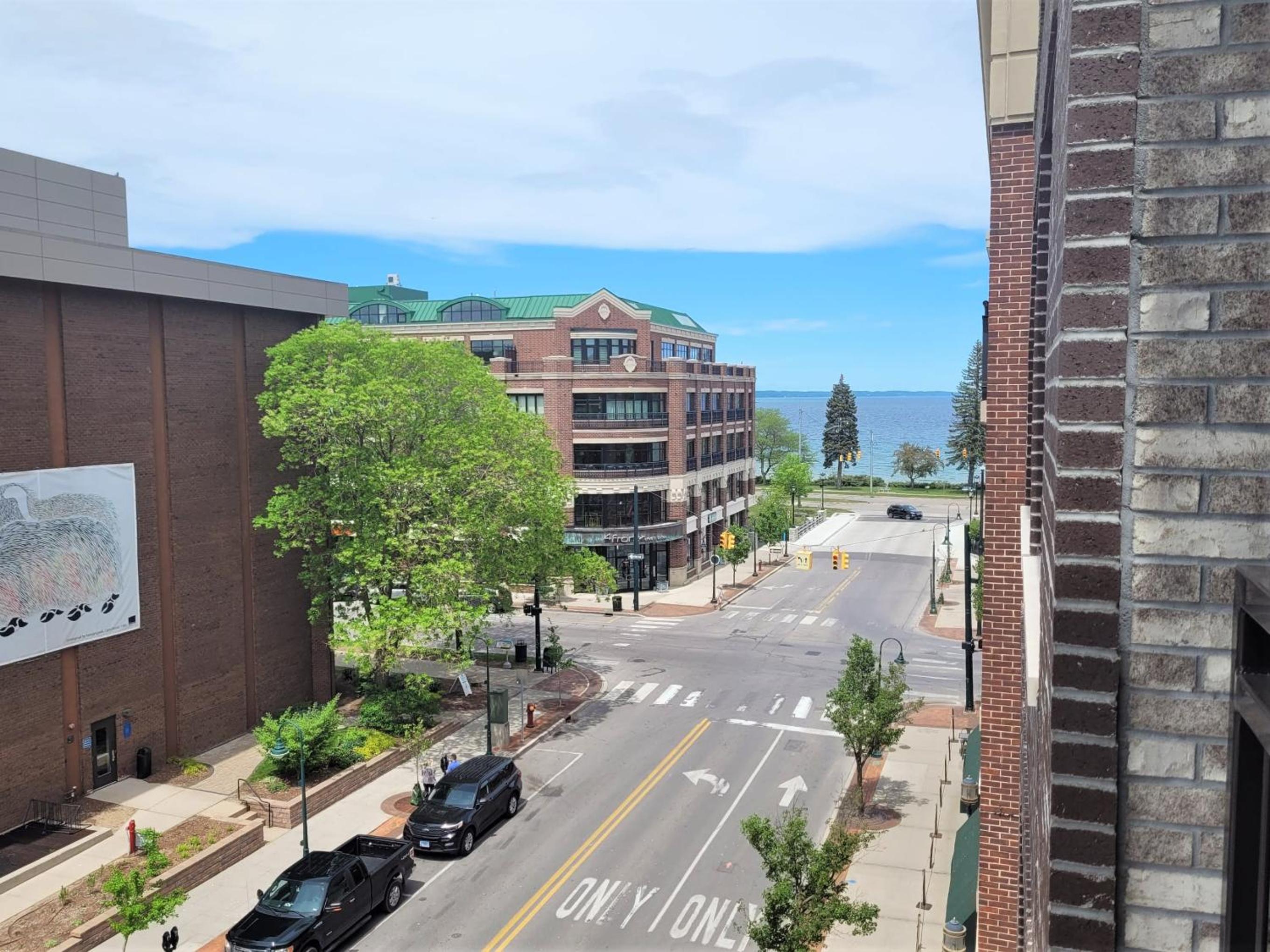 Family Room photo 2