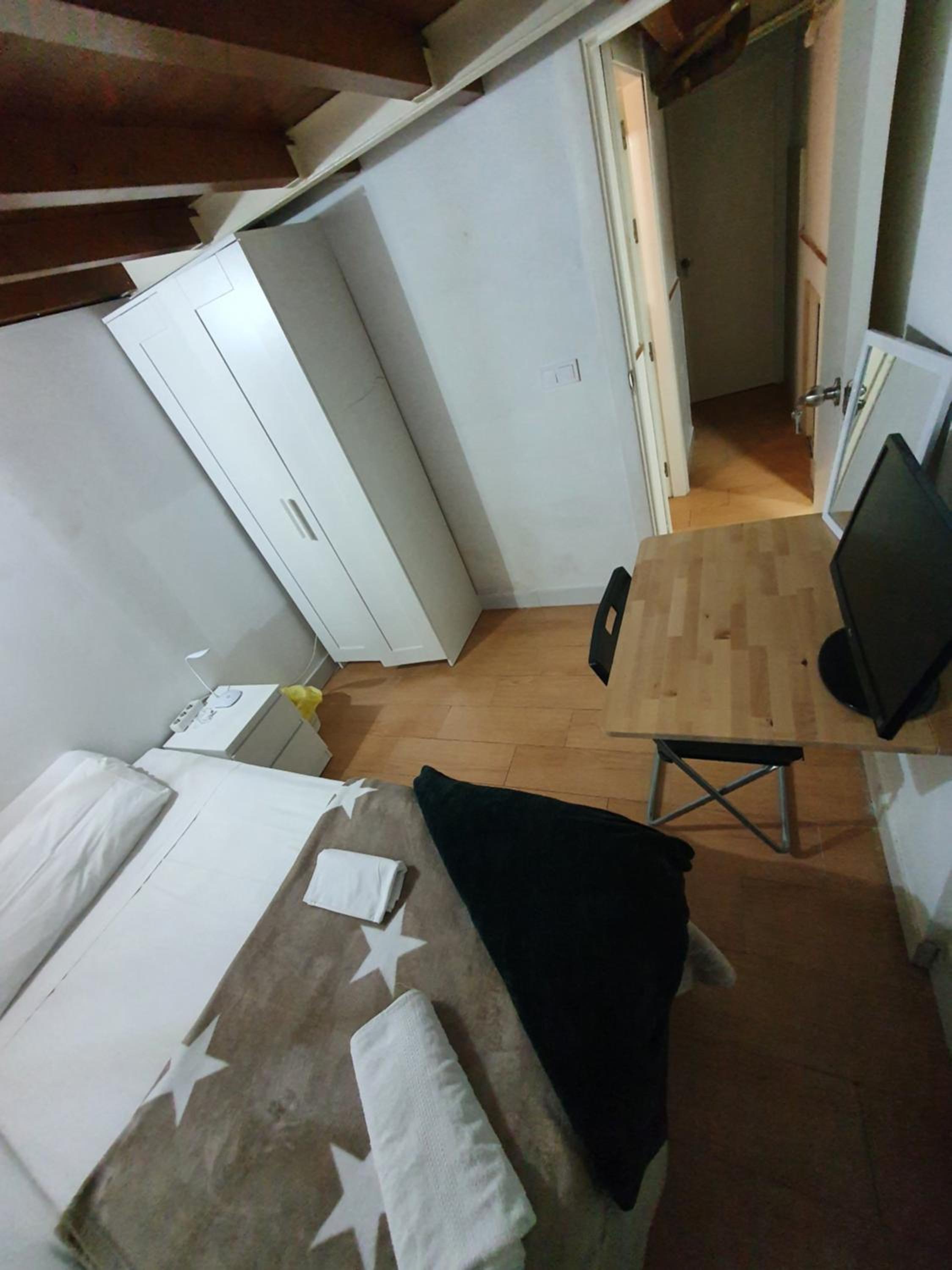 Habitación Individual Estándar con Baño Compartido
