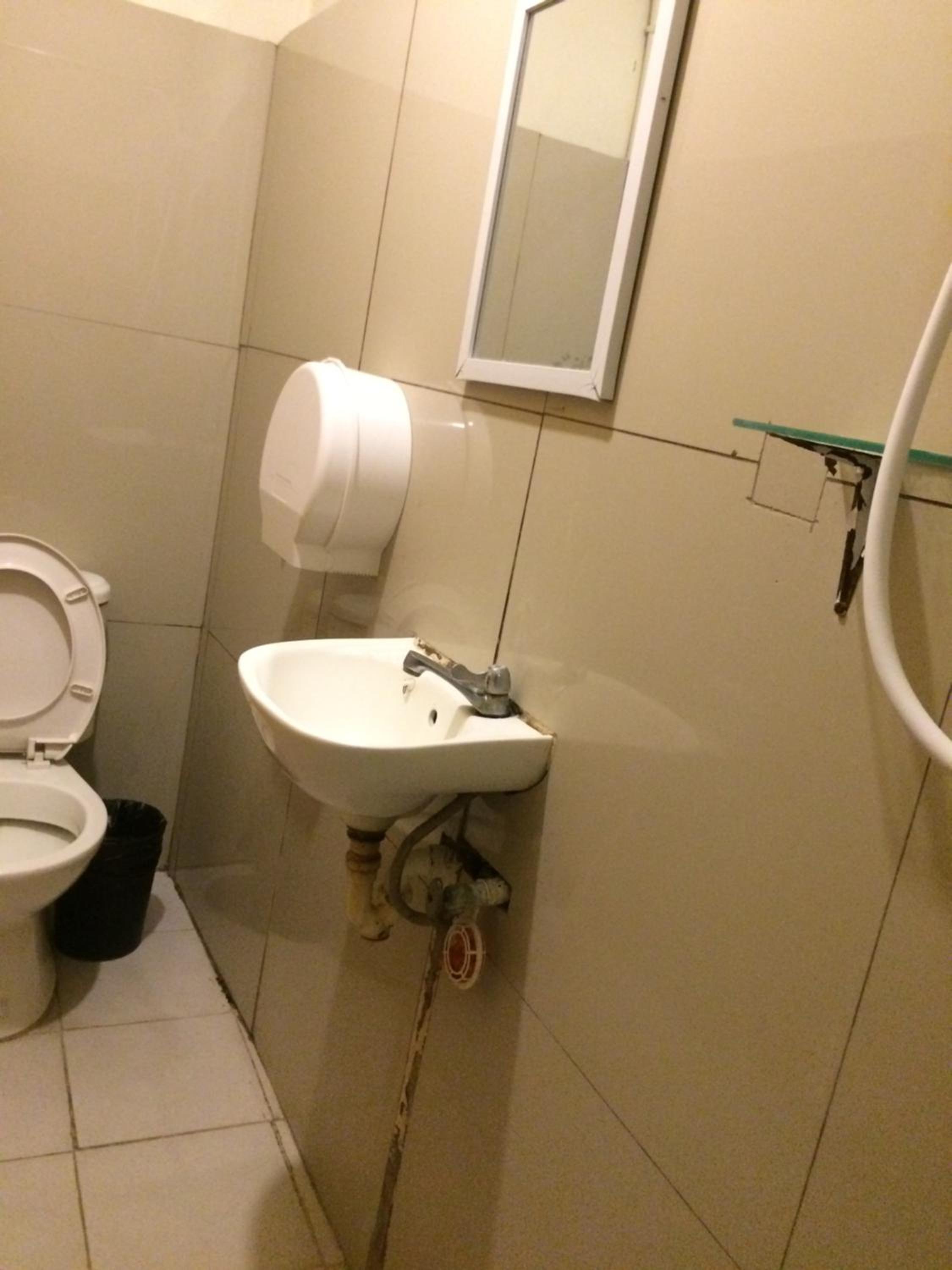 Standard Twin Room photo 3