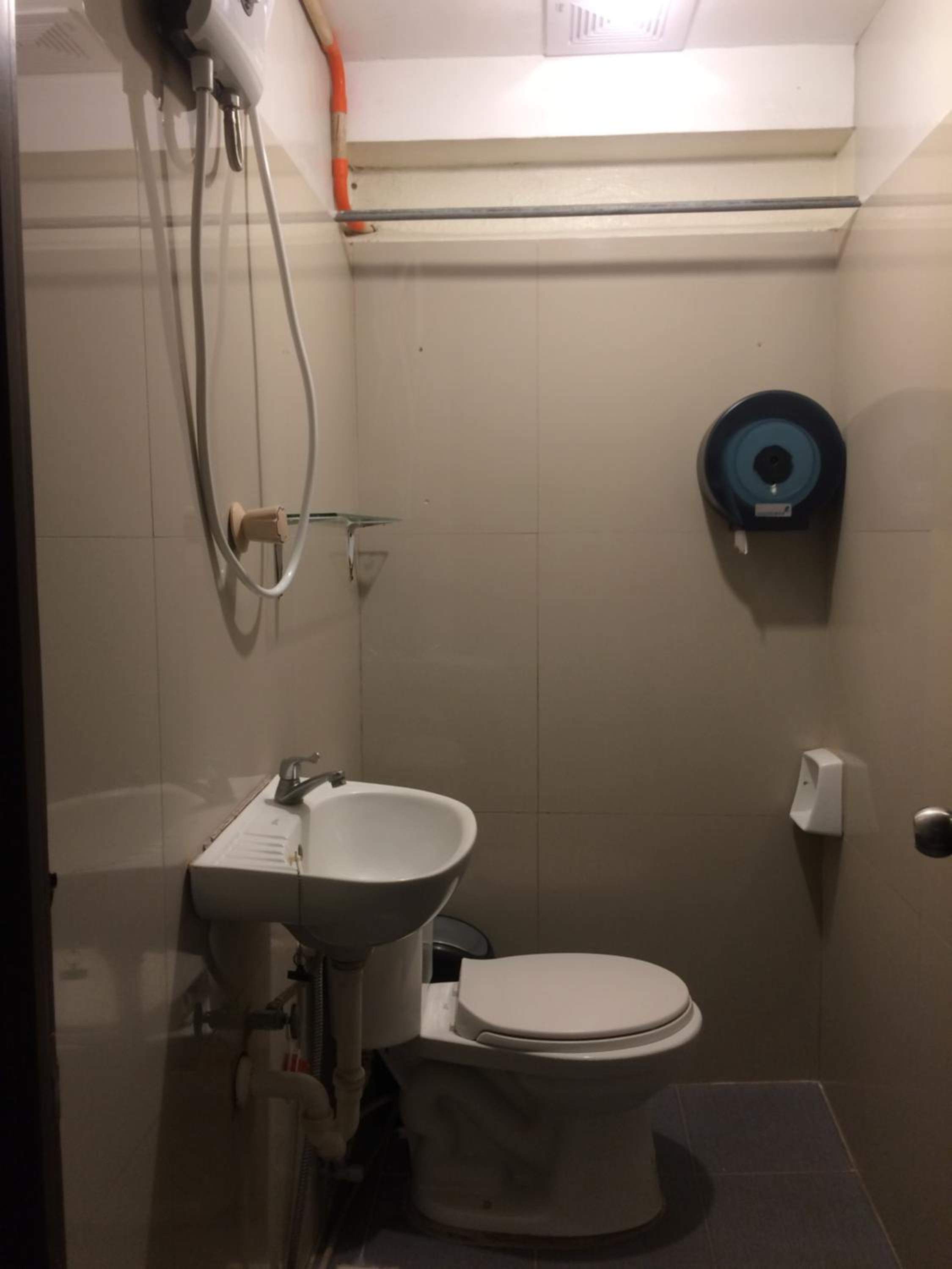 Standard Queen Room photo 3