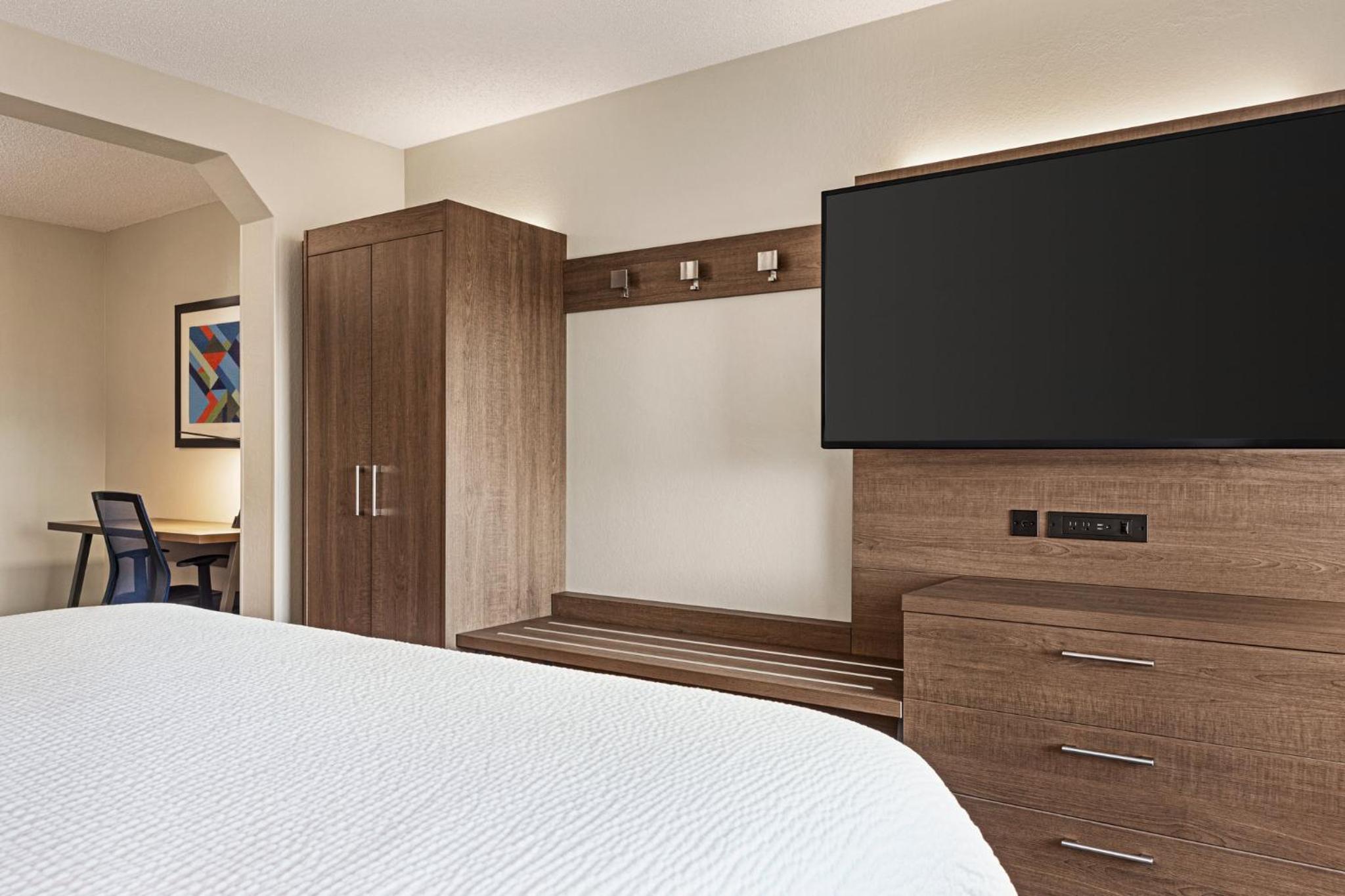 King Suite - Photo 4