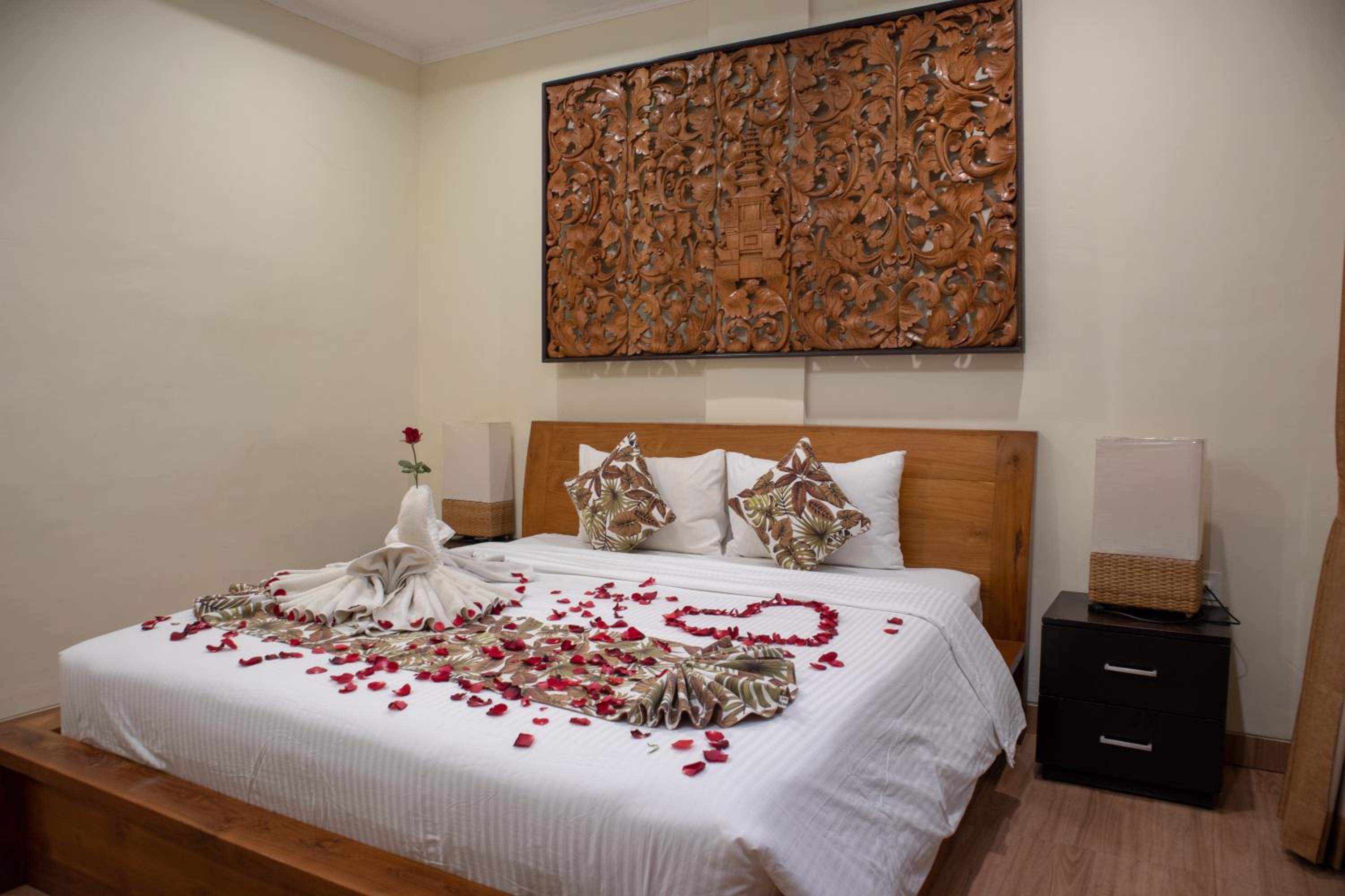 Double Room - Photo 17