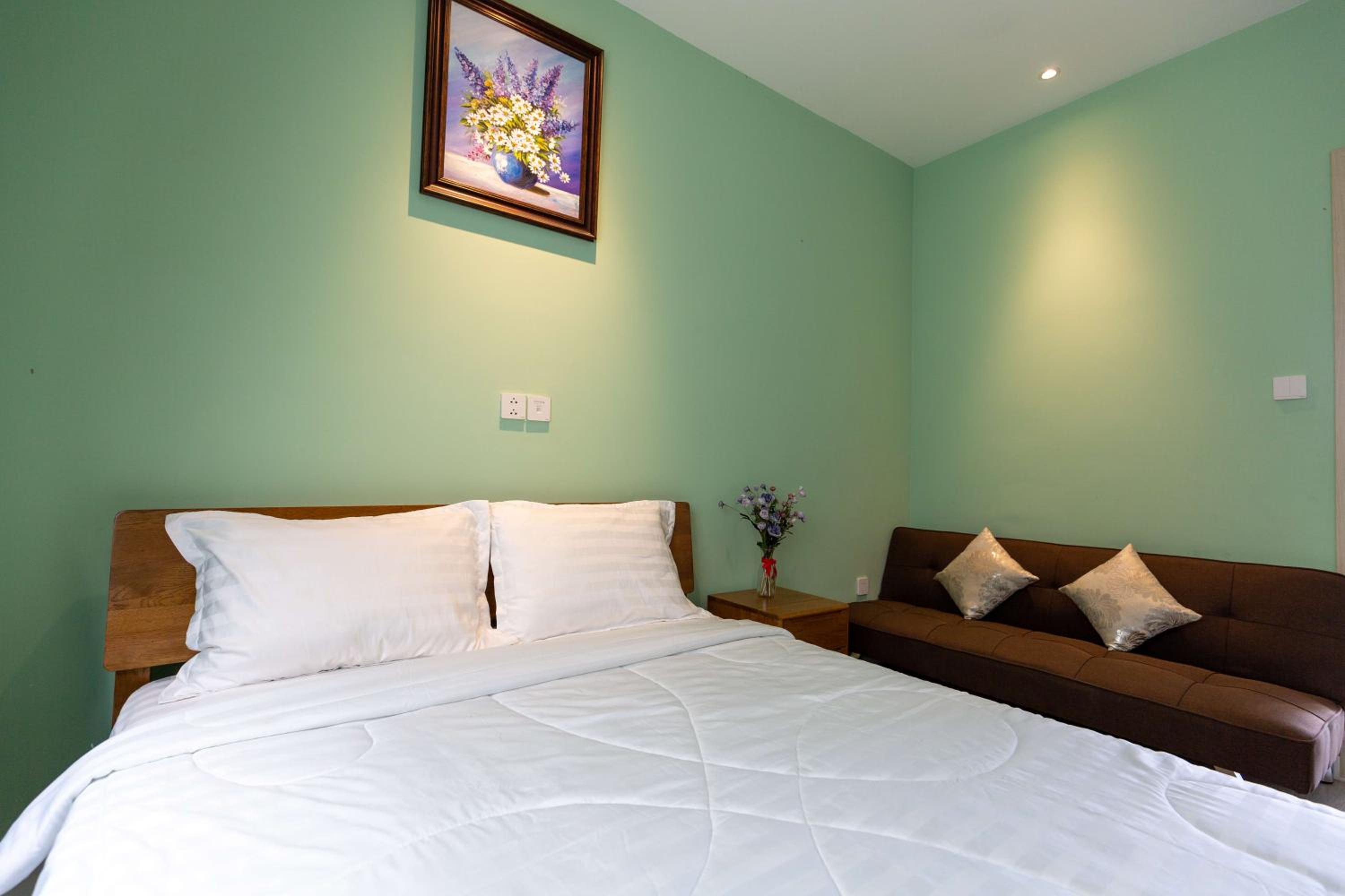 Queen Room photo 3