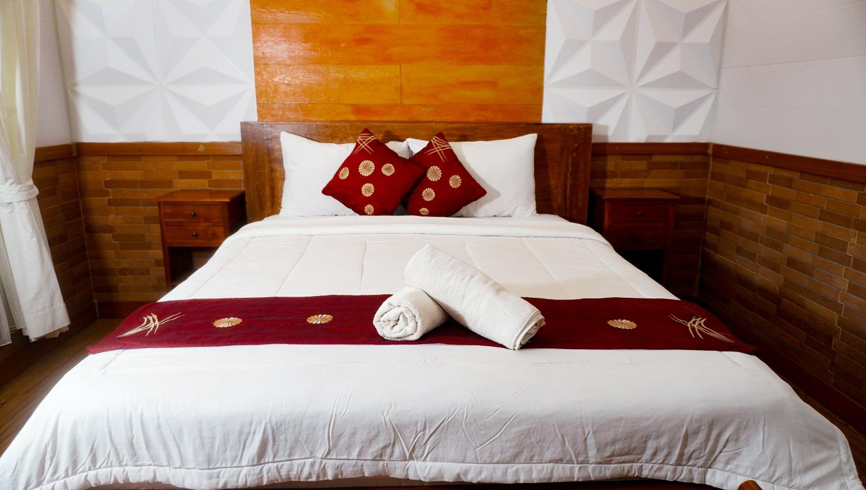 Standard Double Room - Photo 30