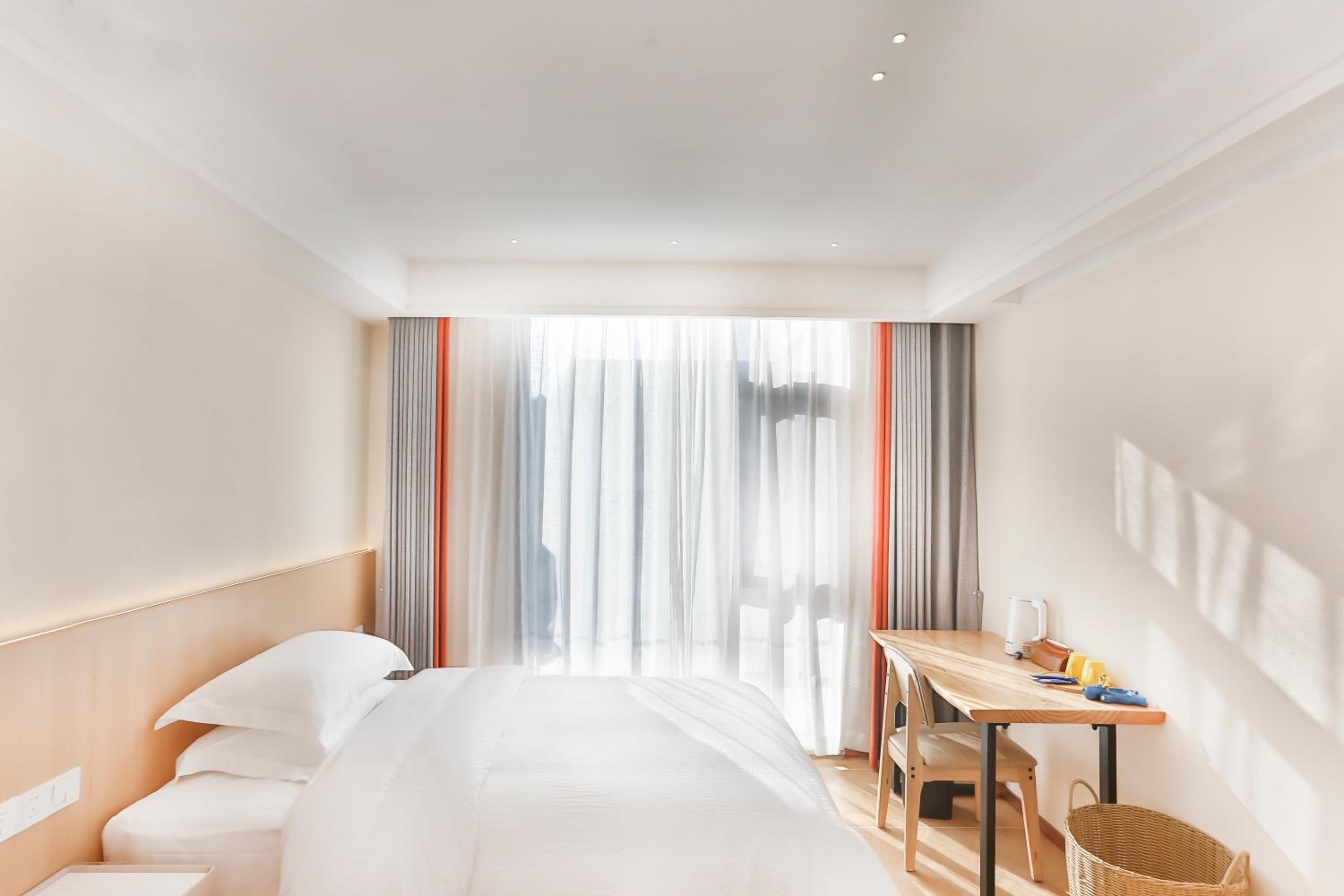 Double Room with Private Bathroom photo 1