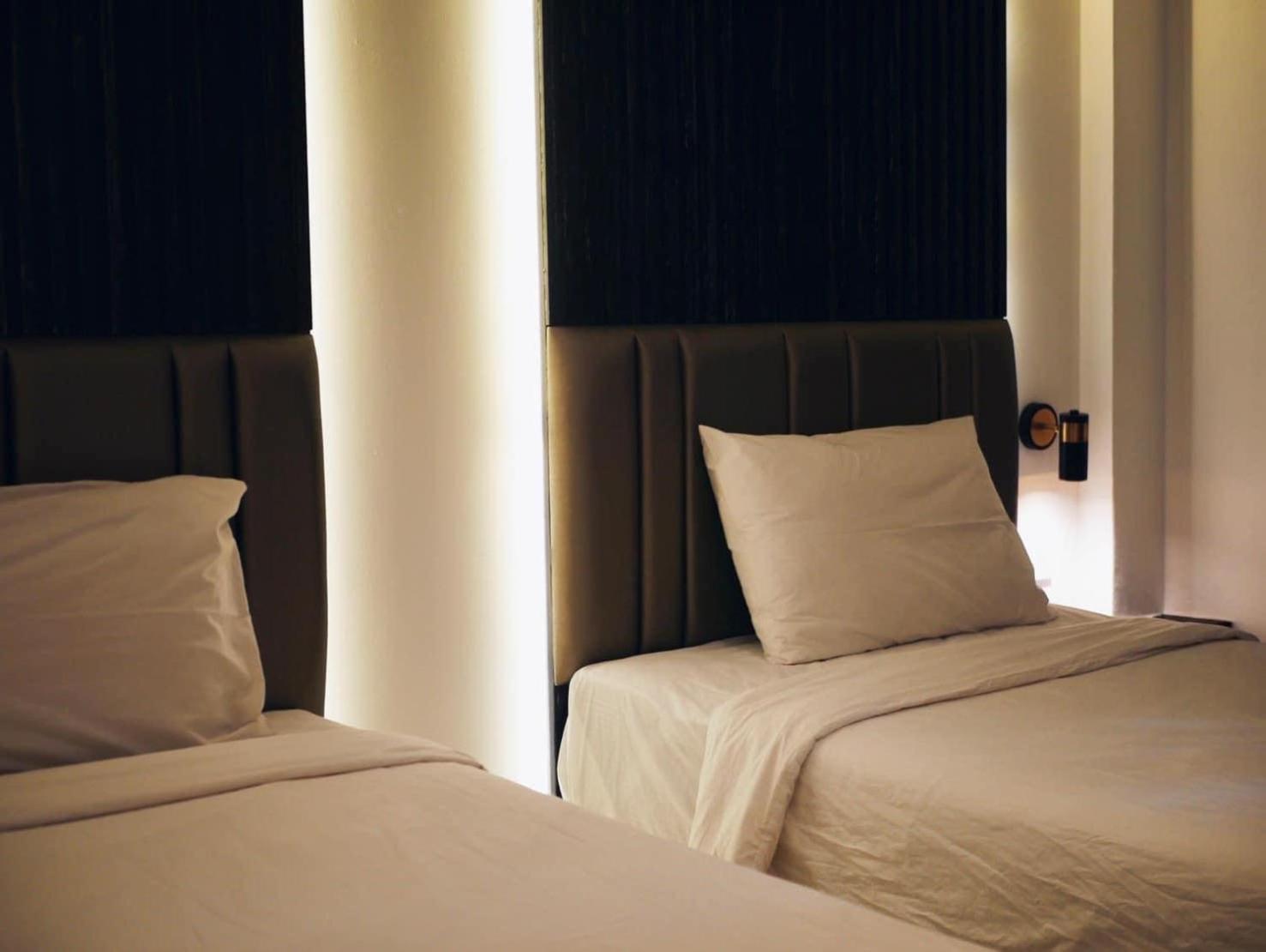 Deluxe Twin Room - Photo 8