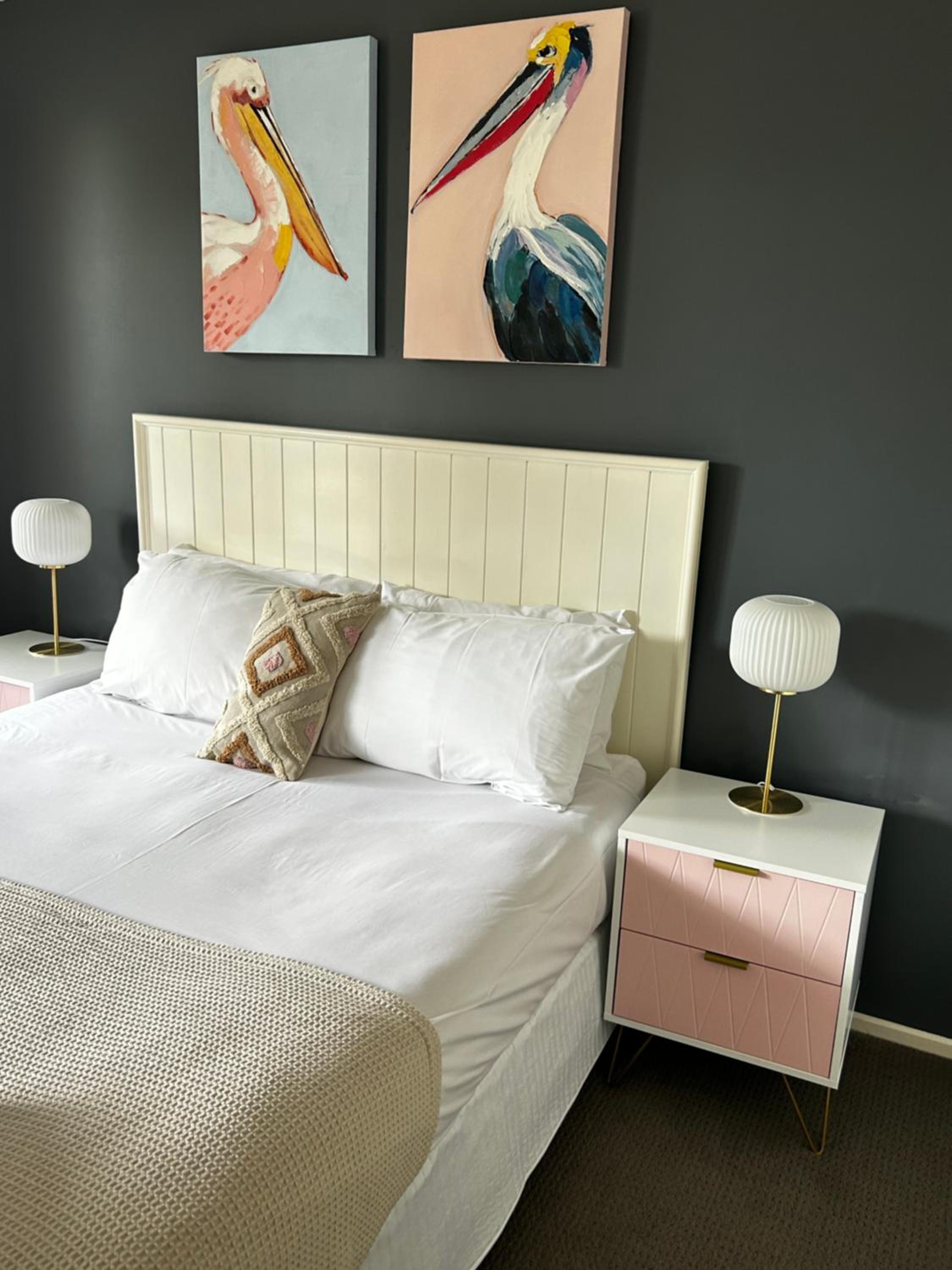 Queen Room (No Pets Allowed) photo 1