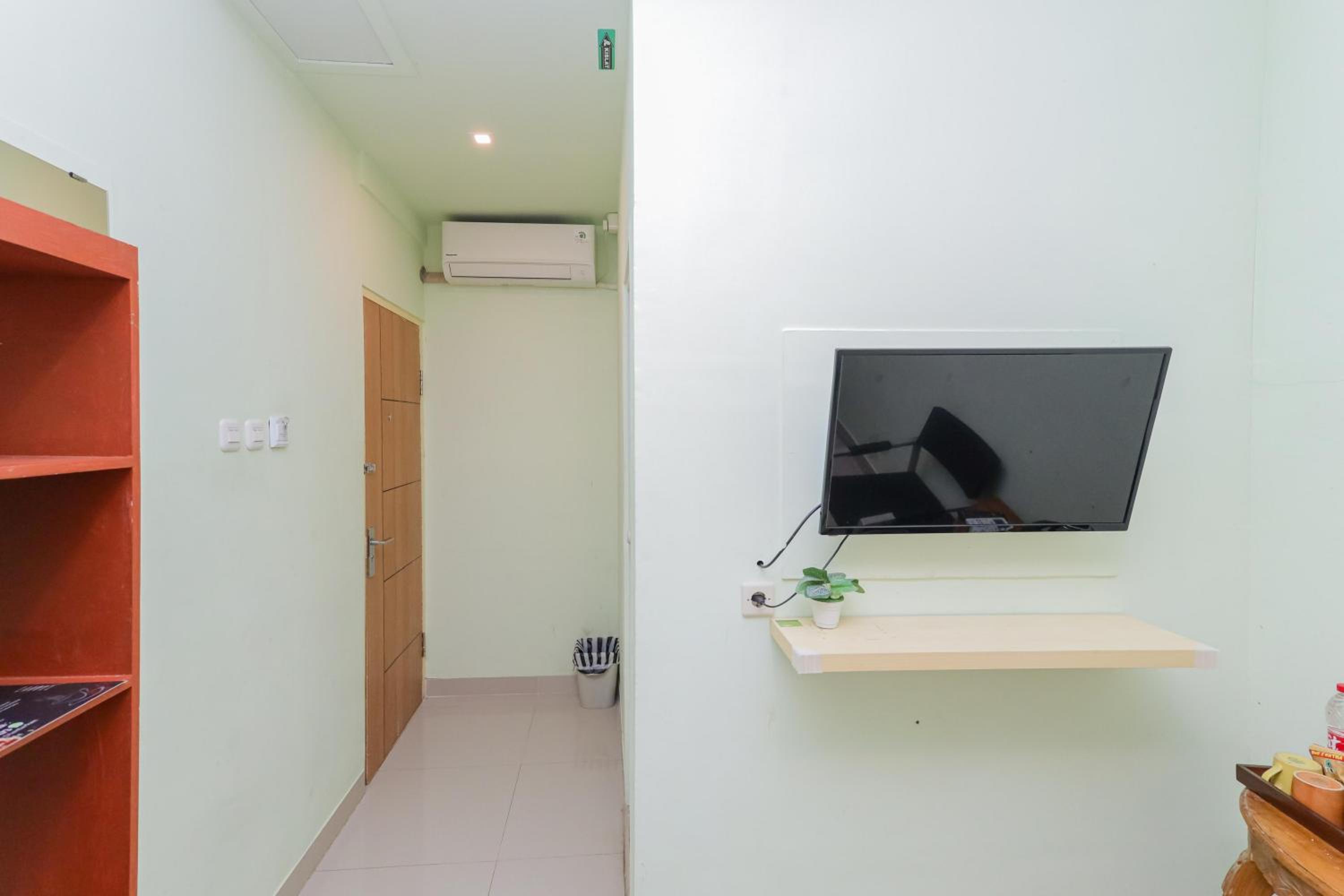 Double Room - Photo 2
