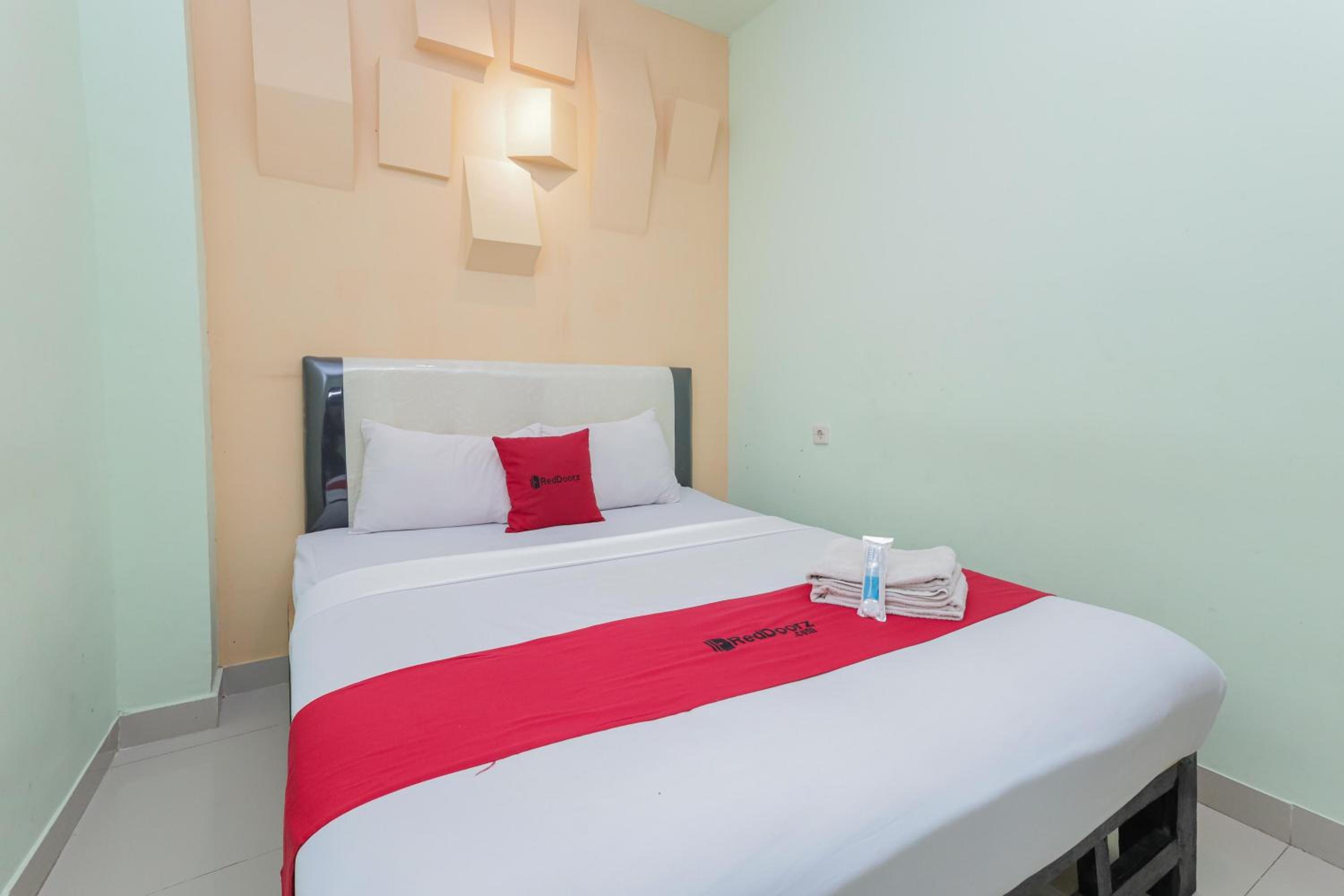 Double Room - Photo 7