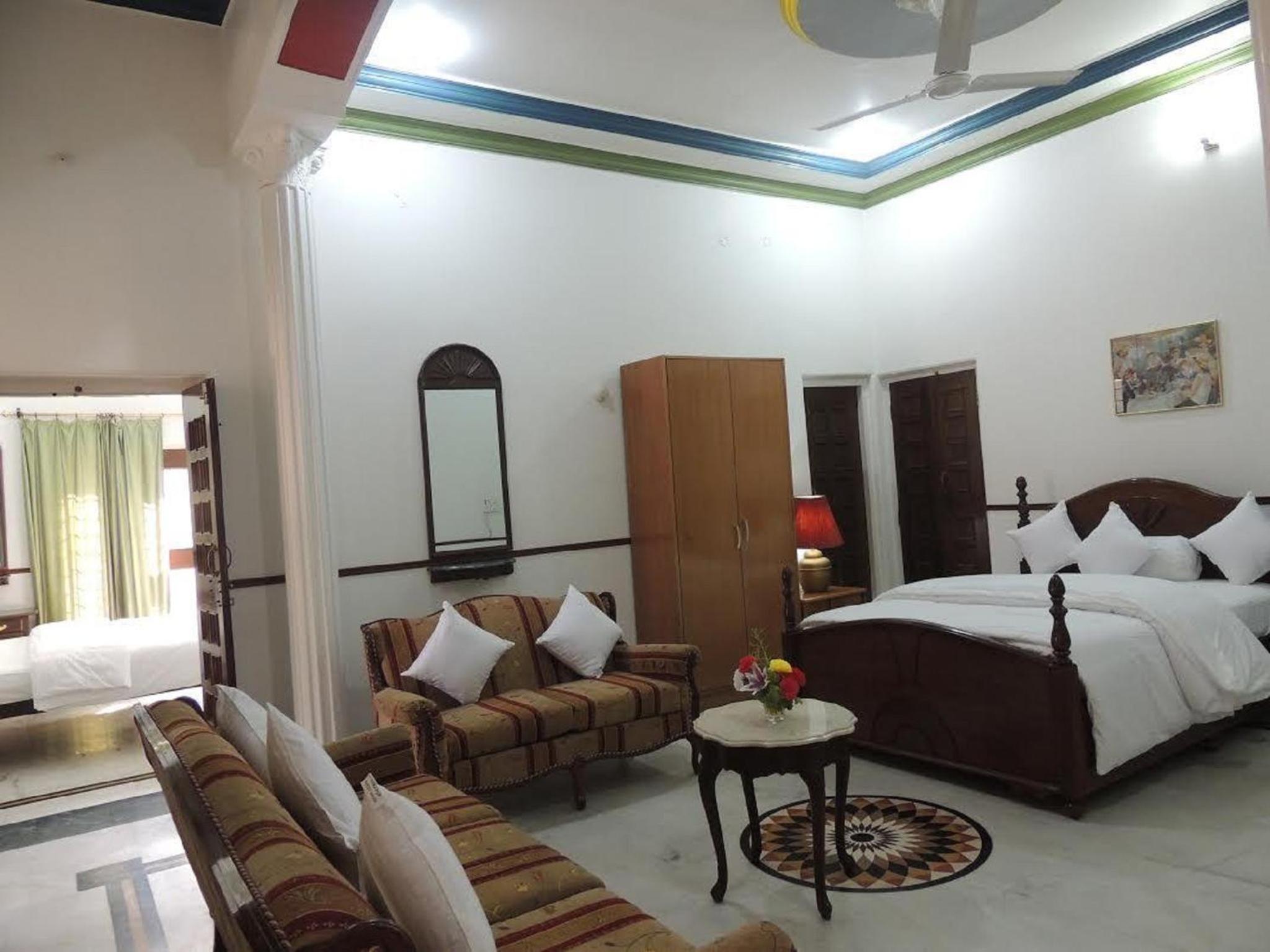 Executive Suite photo 1