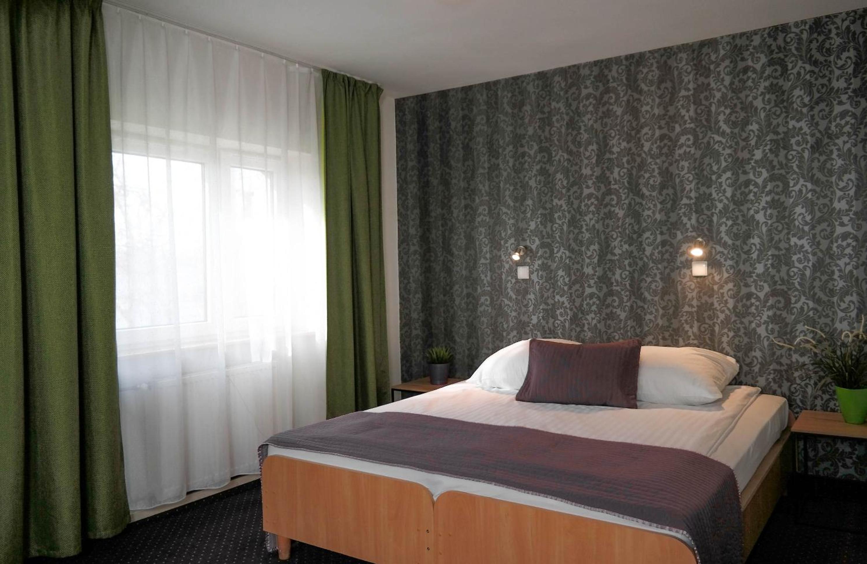 Suite - Photo 5