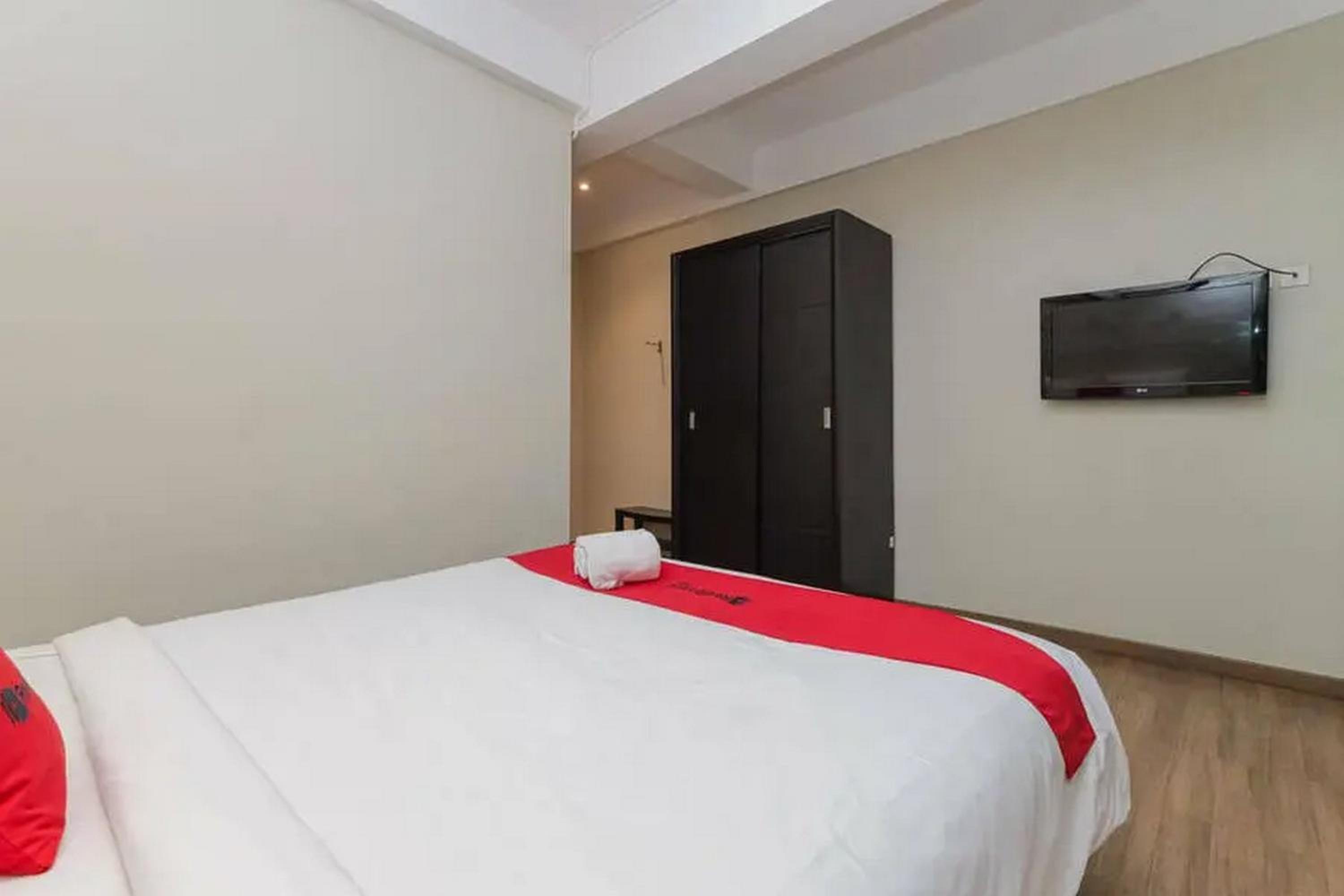 Standard Double Room - Photo 7