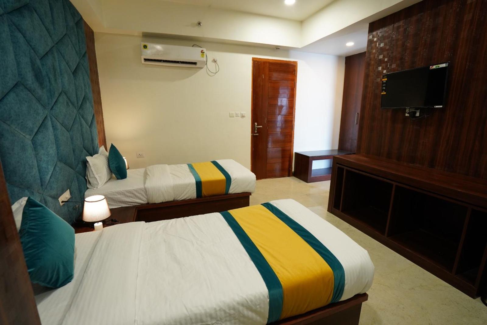 Deluxe Double or Twin Room