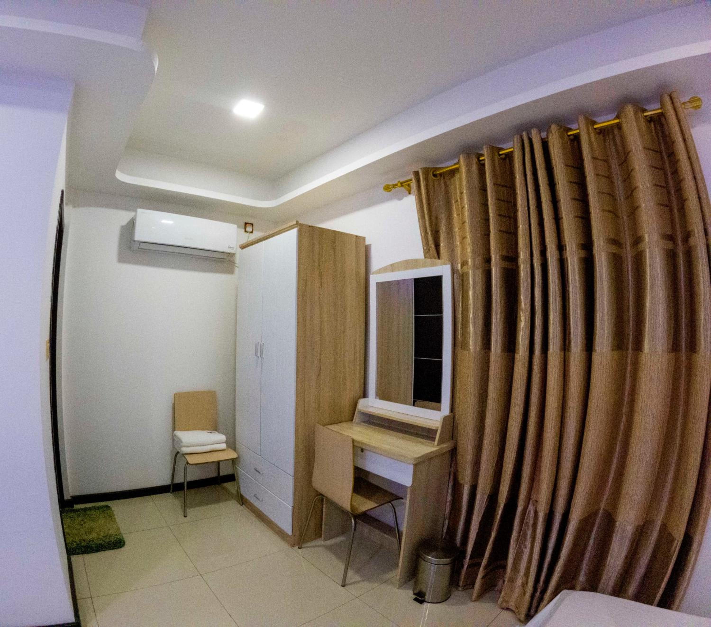 Apartment - Photo 23
