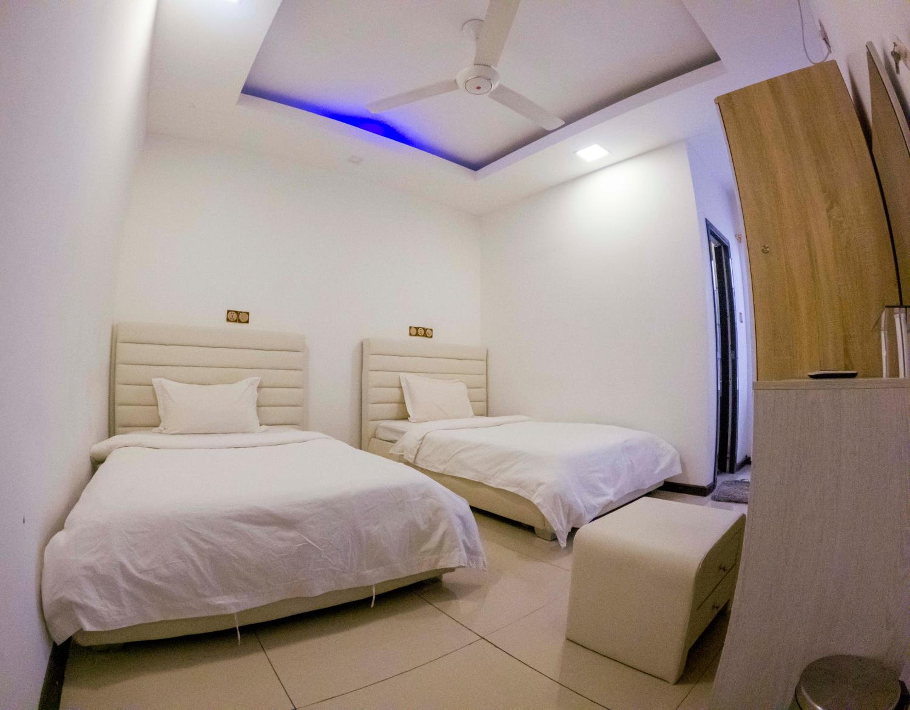 Apartment - Photo 15