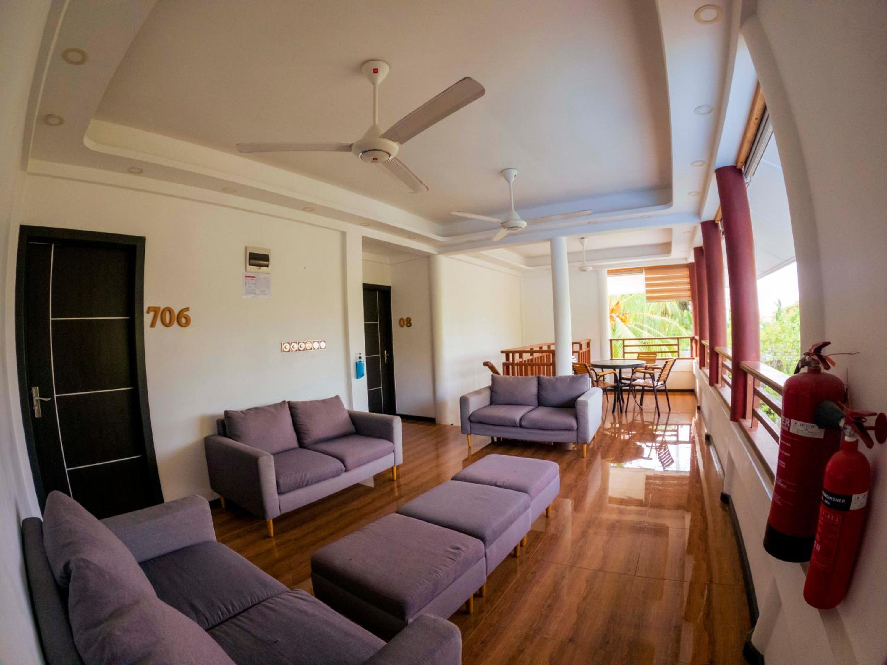 Apartment - Photo 17