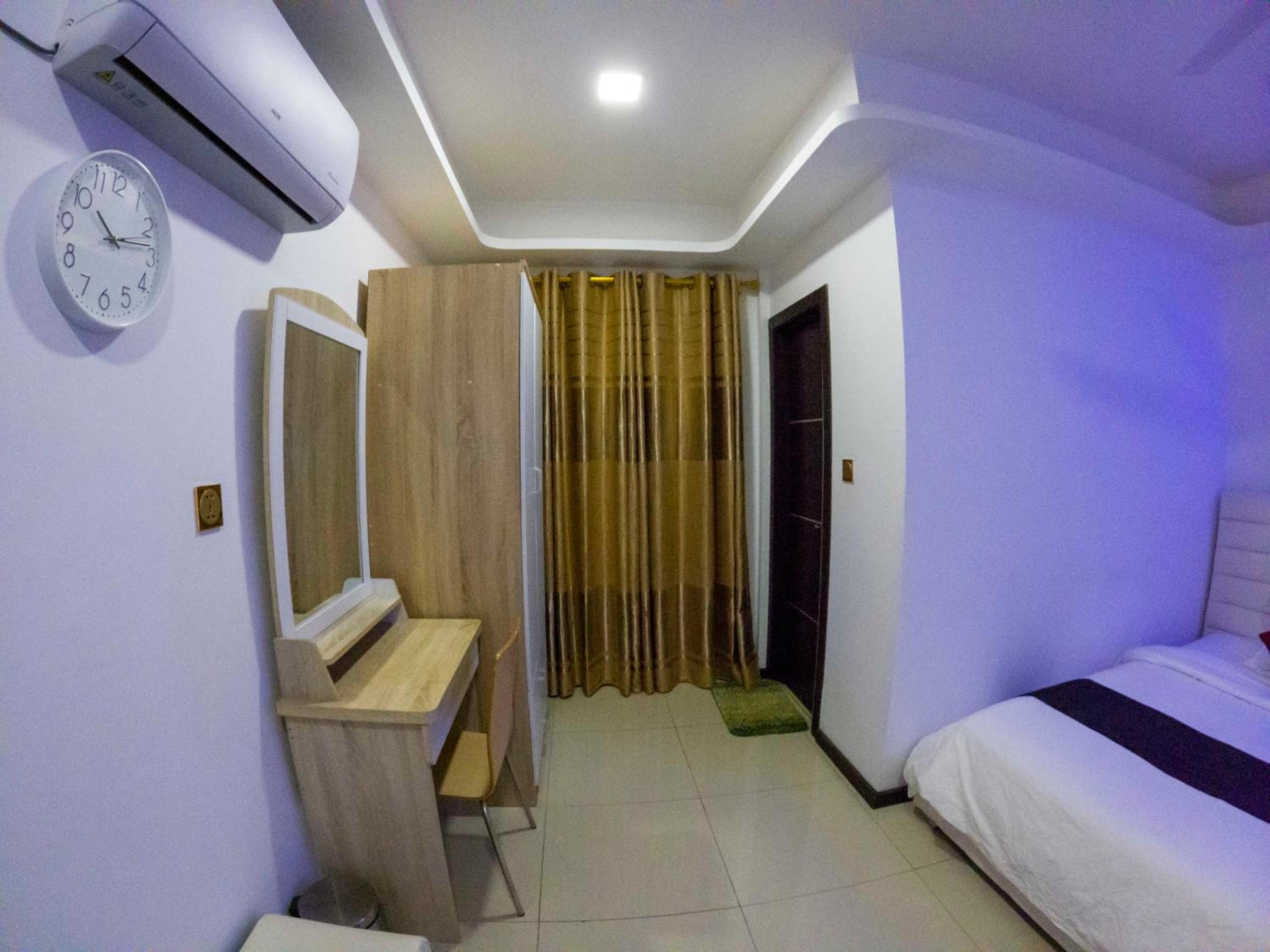 Apartment - Photo 21