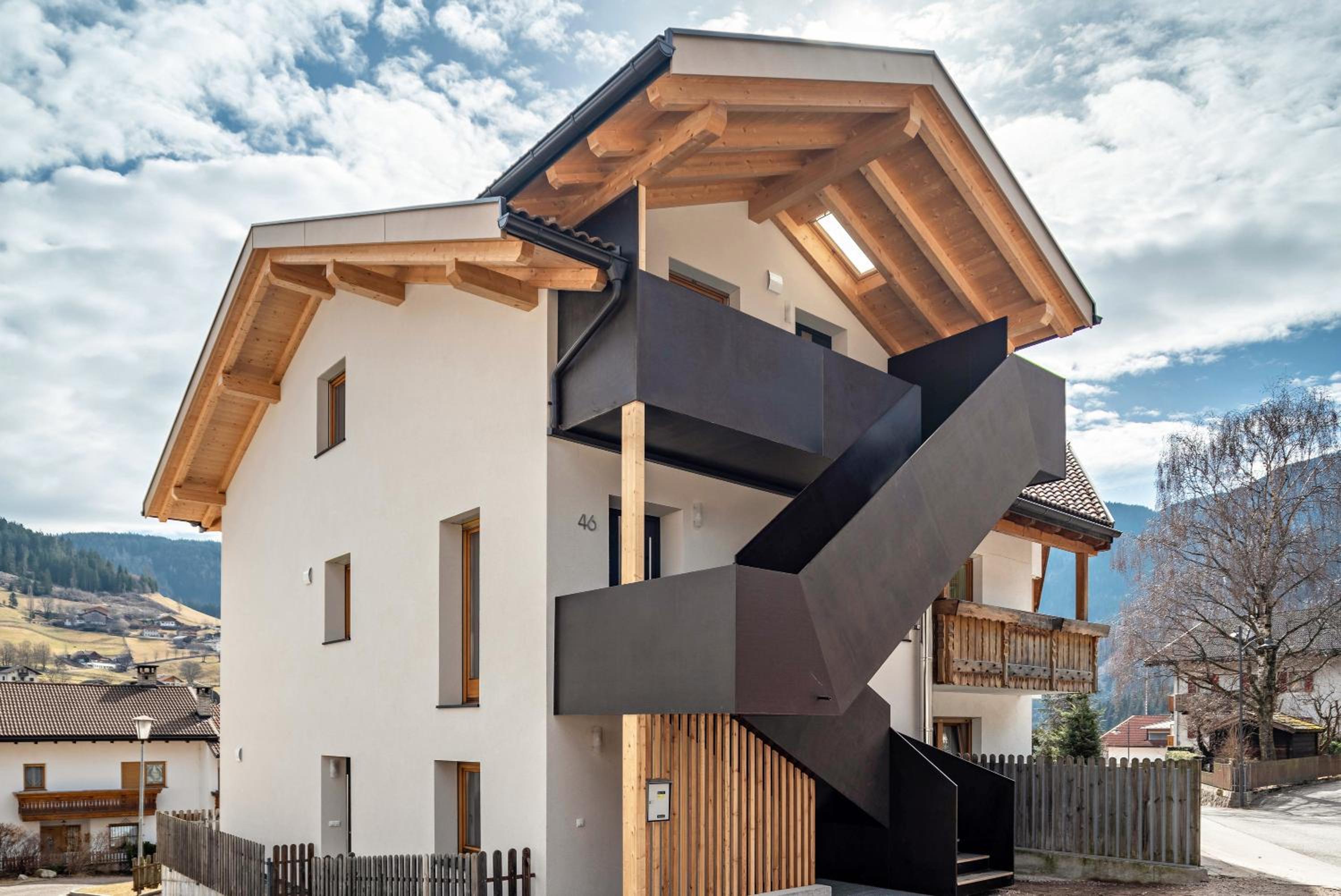 Two-Bedroom Deluxe Apartment with Garden View photo 2