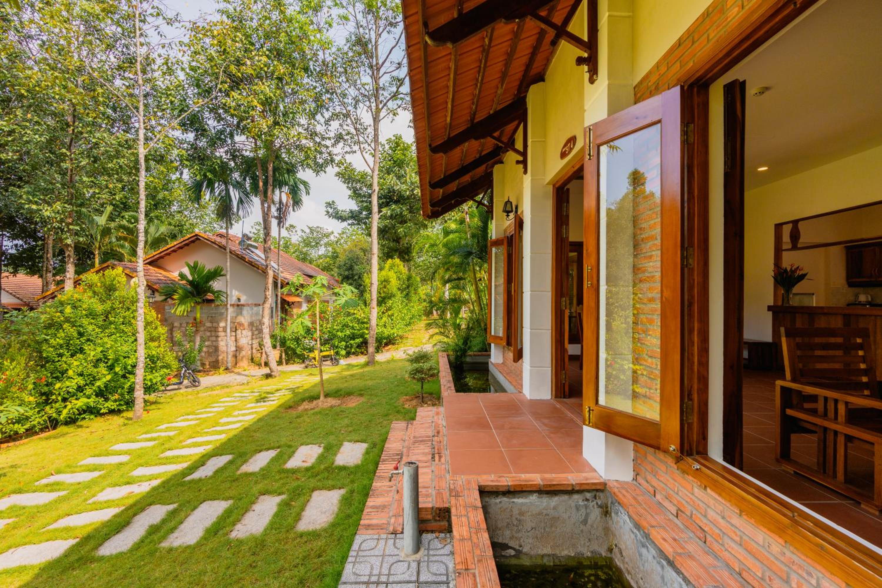  Mountain View Villa with Kitchen (2 Bedrooms) photo 2