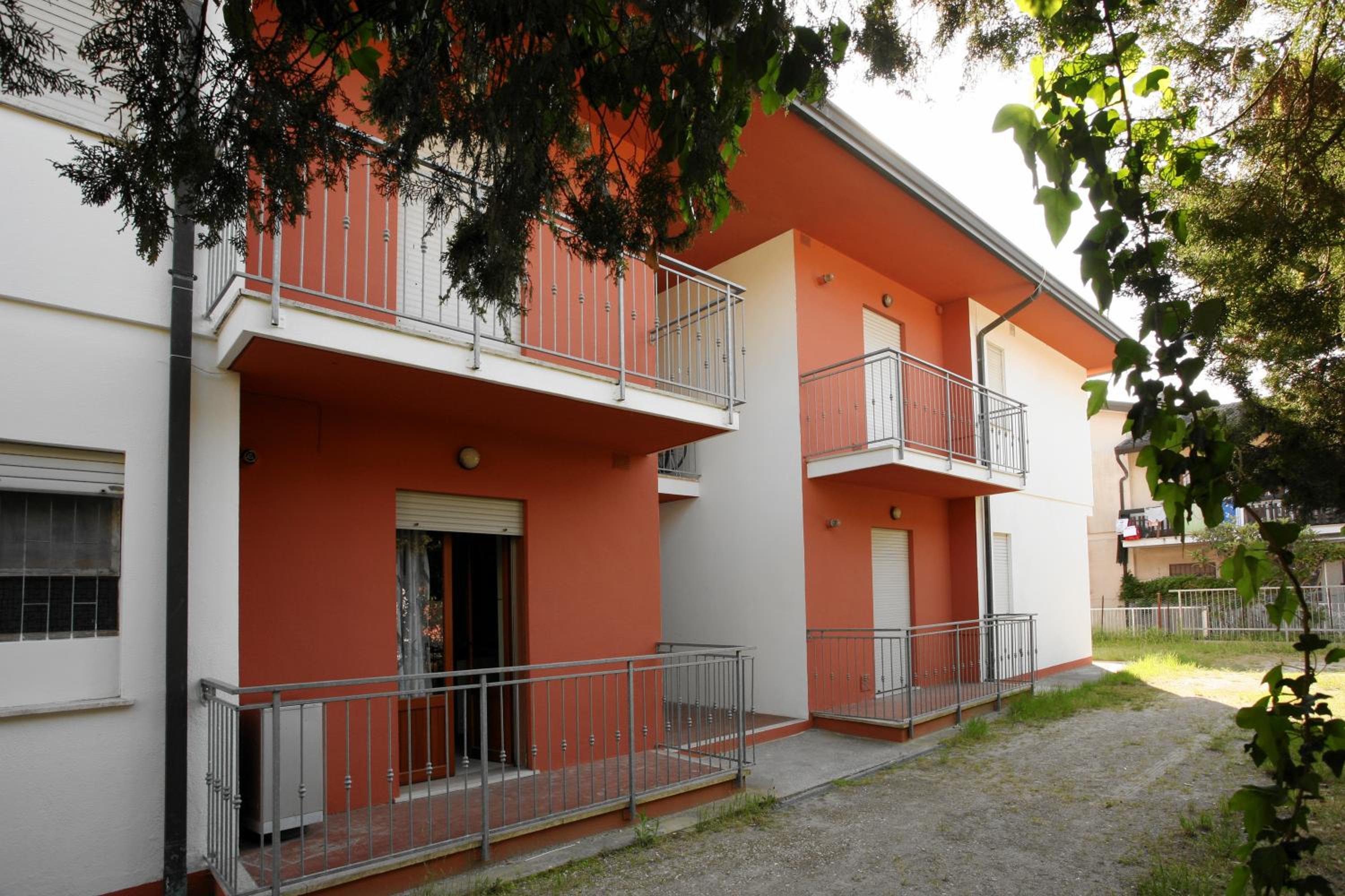 Apartment - Ground Floor photo 2