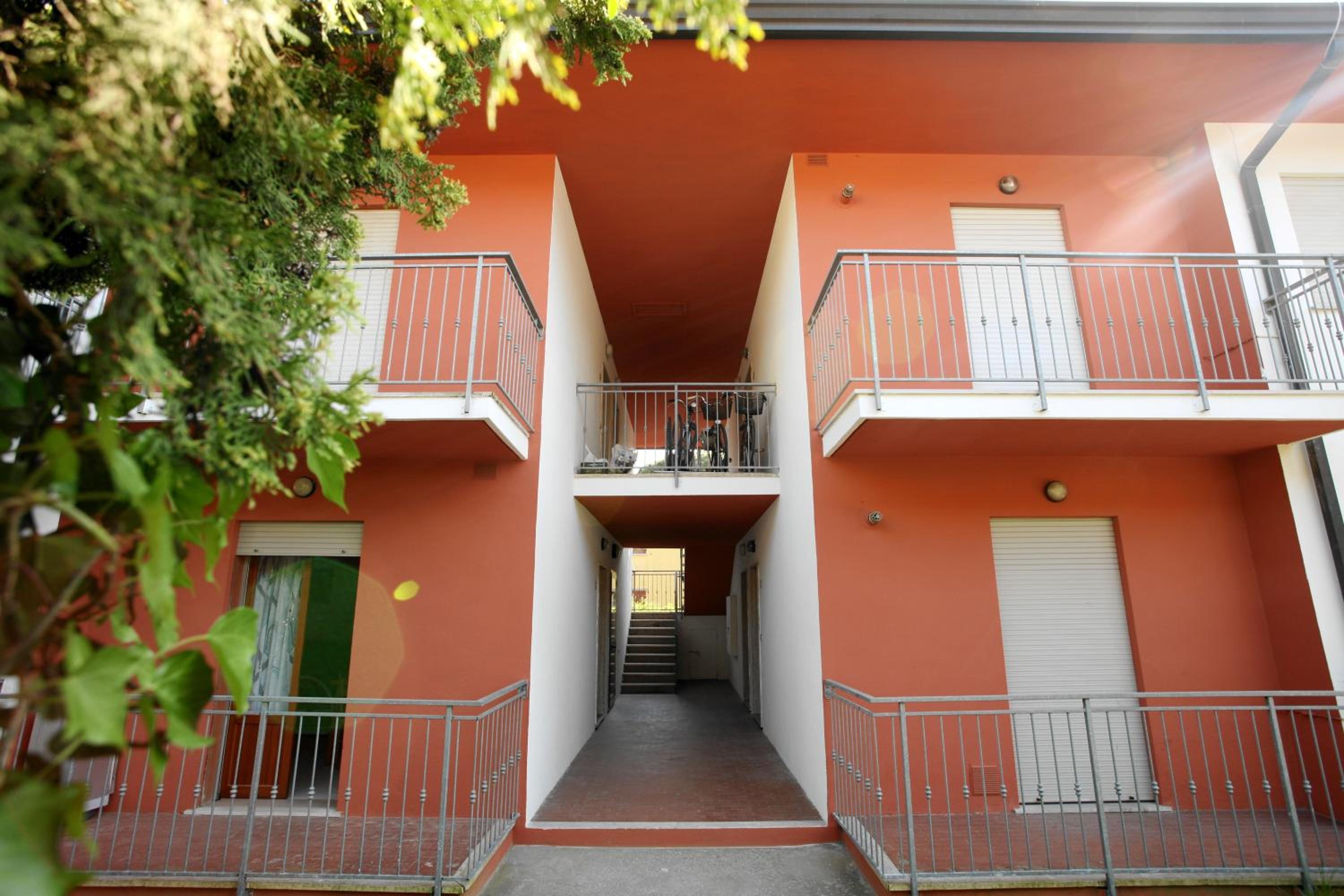 Apartment - Ground Floor photo 3