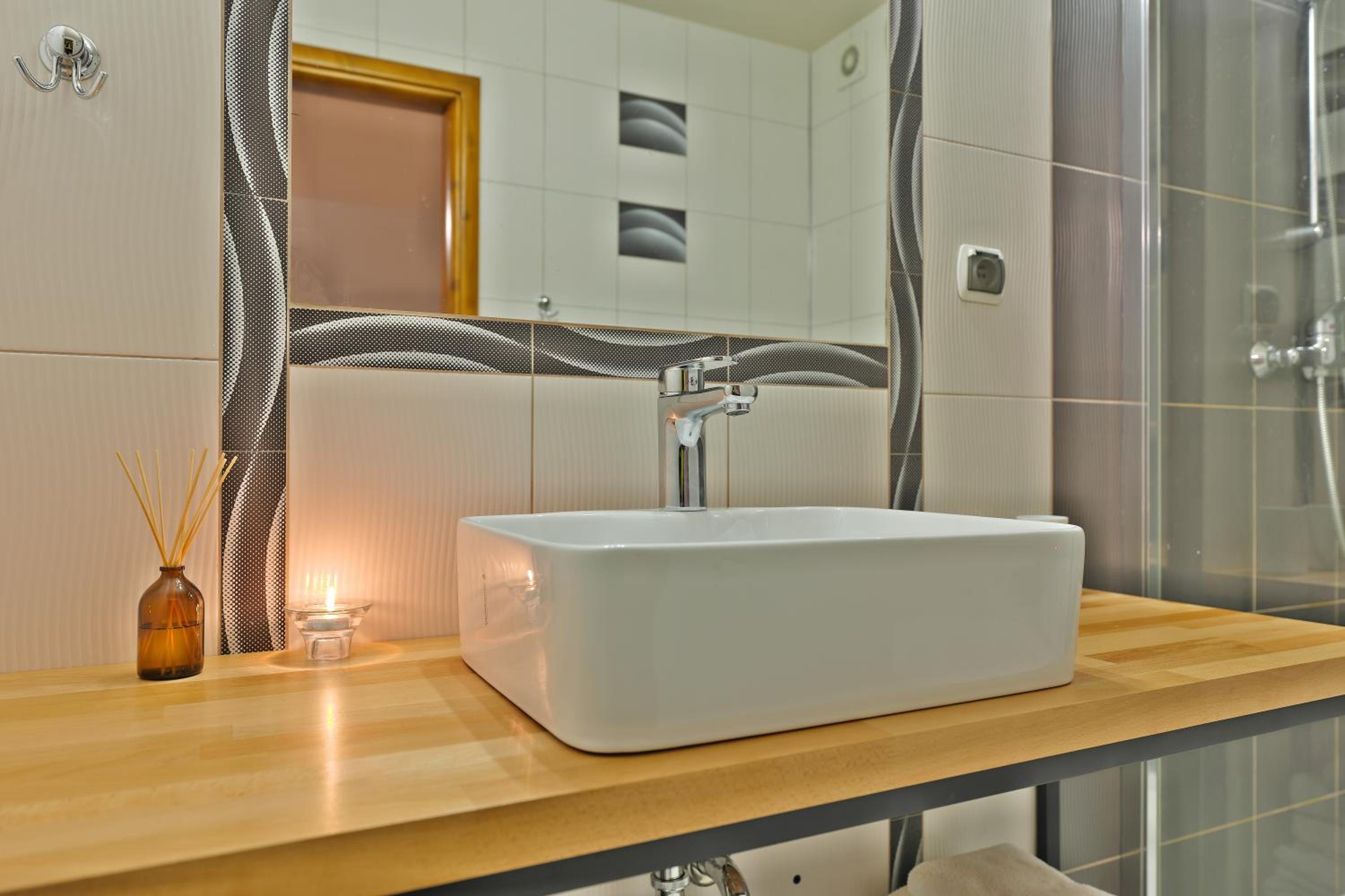 Superior Quadruple Room - Photo 5