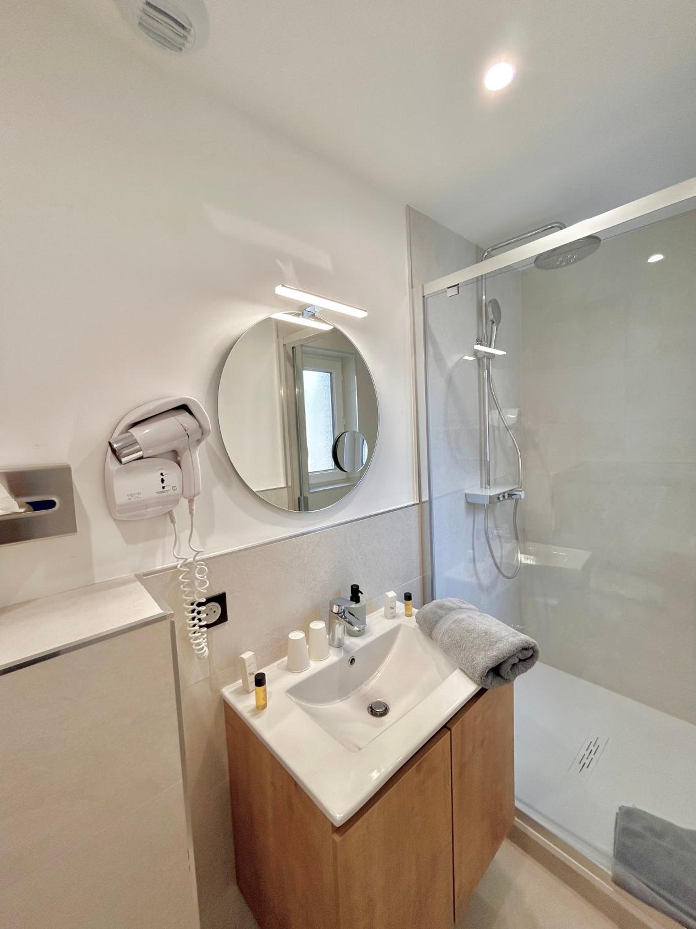 Comfort Double Room - Photo 15