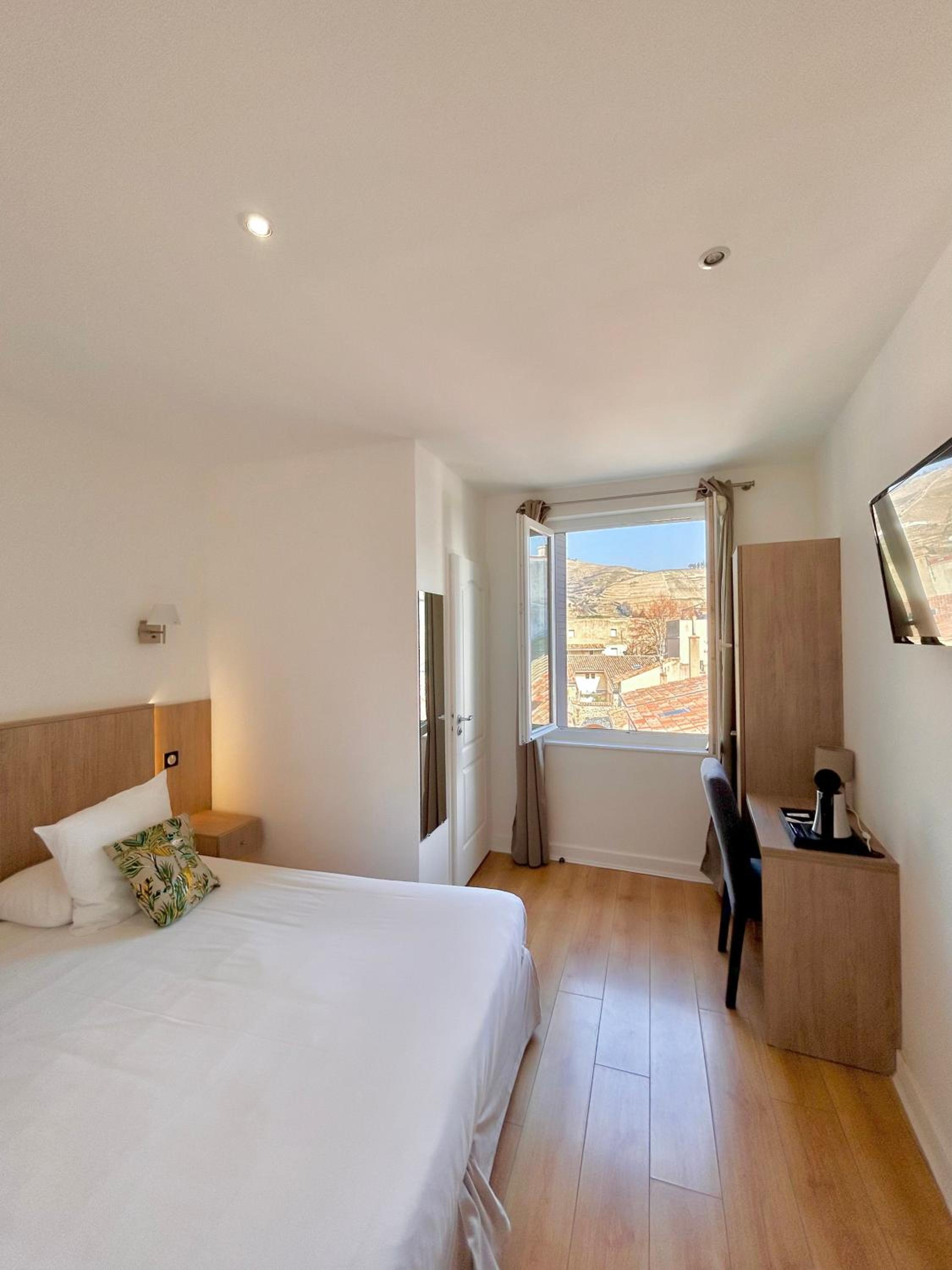 Comfort Double Room - Photo 13