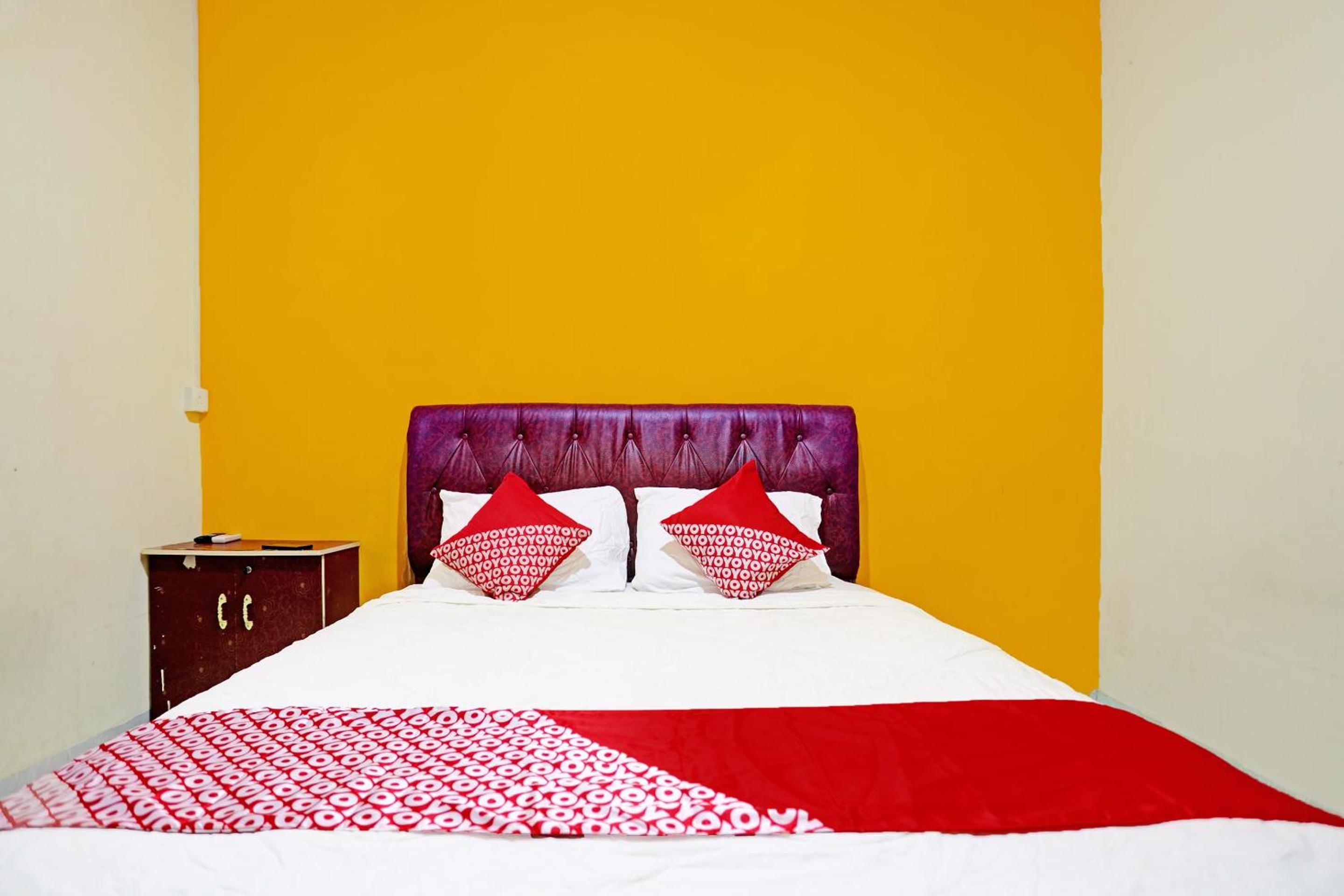 Deluxe Double Room - Photo 16