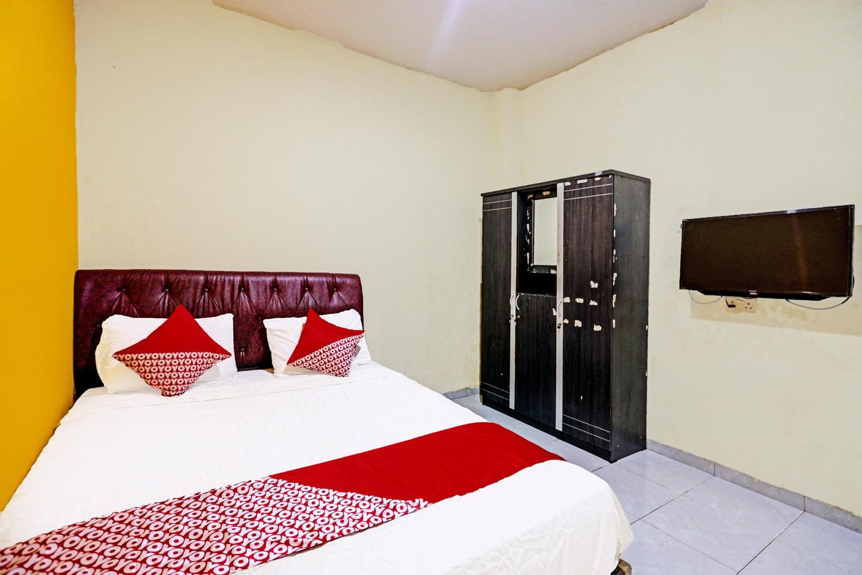 Deluxe Double Room - Photo 8