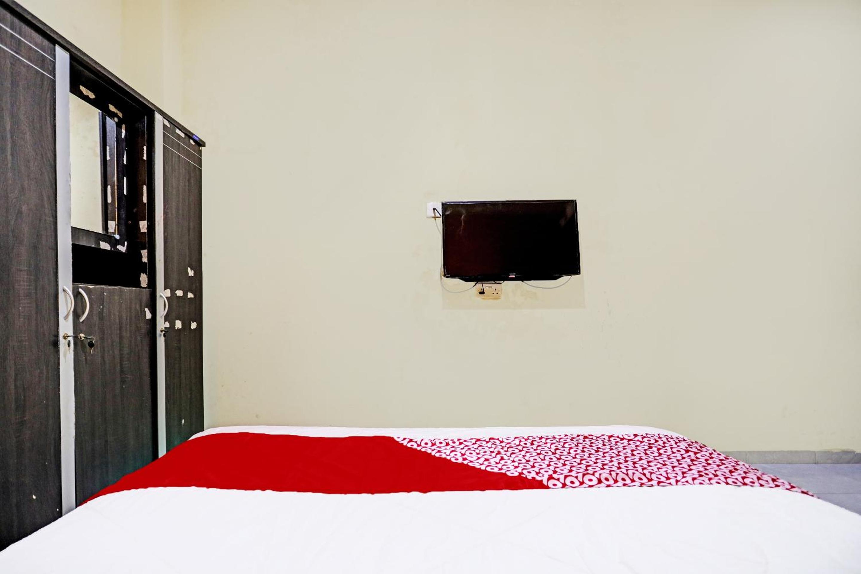 Deluxe Double Room - Photo 10