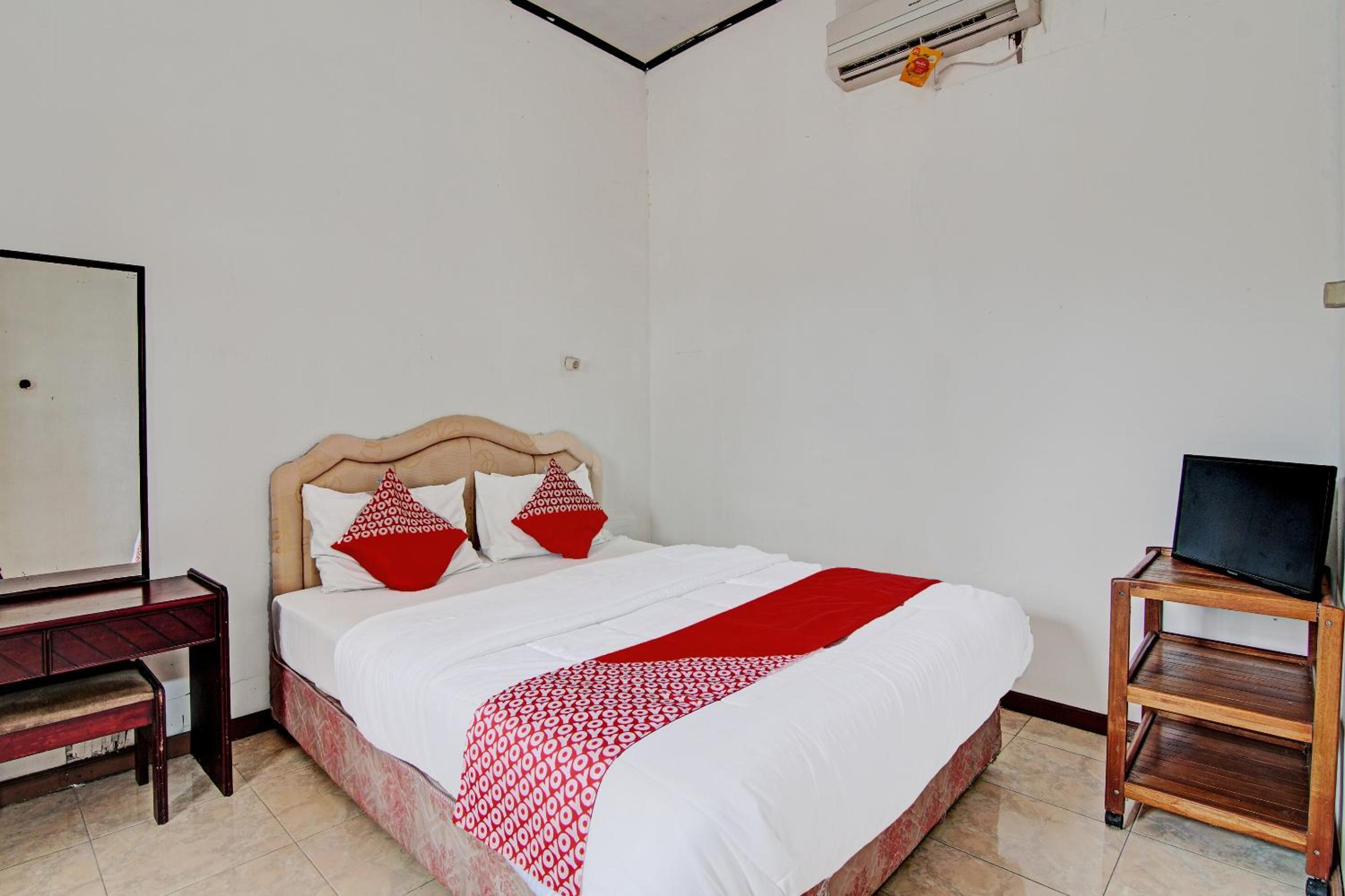 Deluxe Family Room - Photo 1