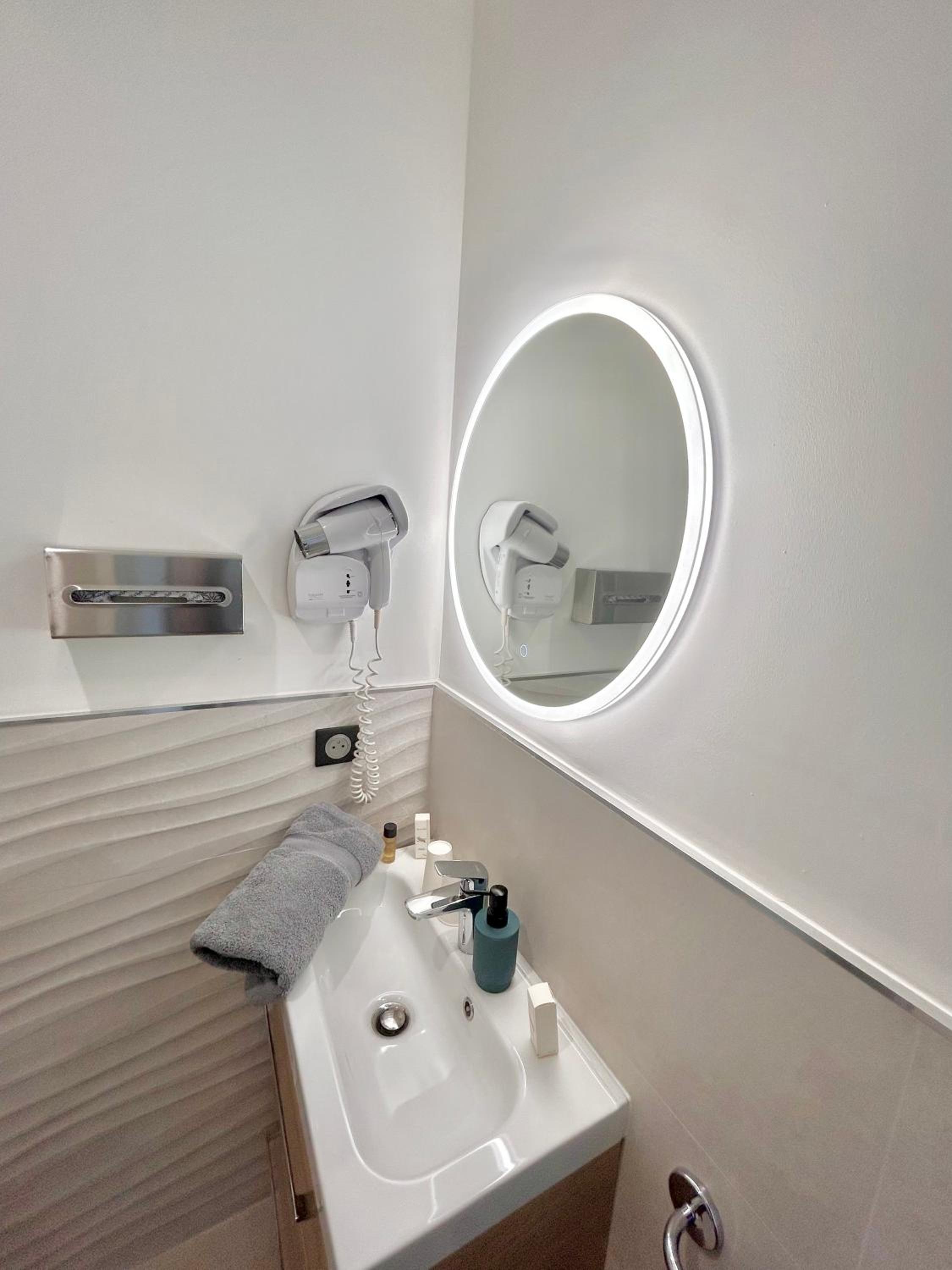 Double Room With River View photo 2