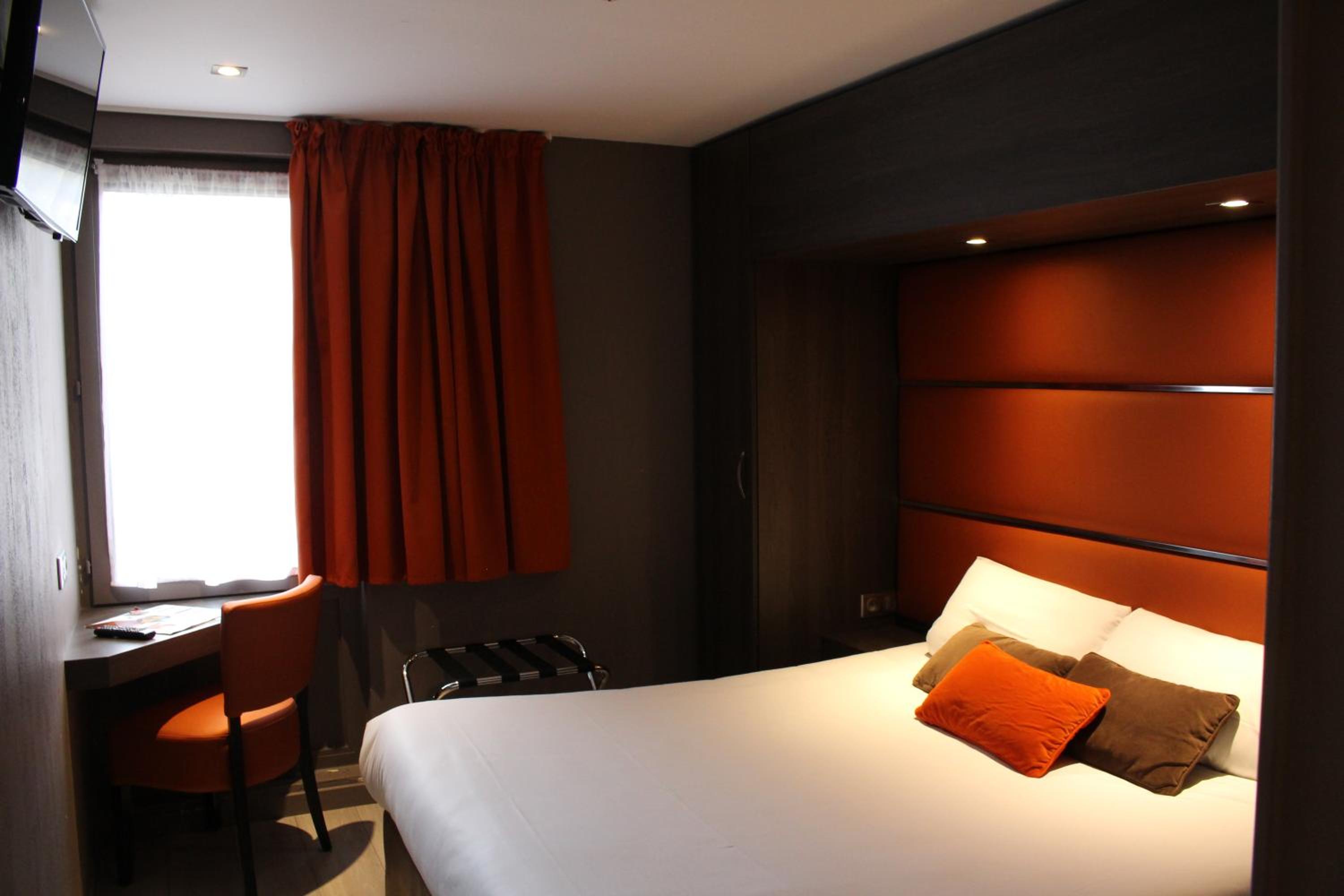 Superior Double or Twin Room - Photo 1