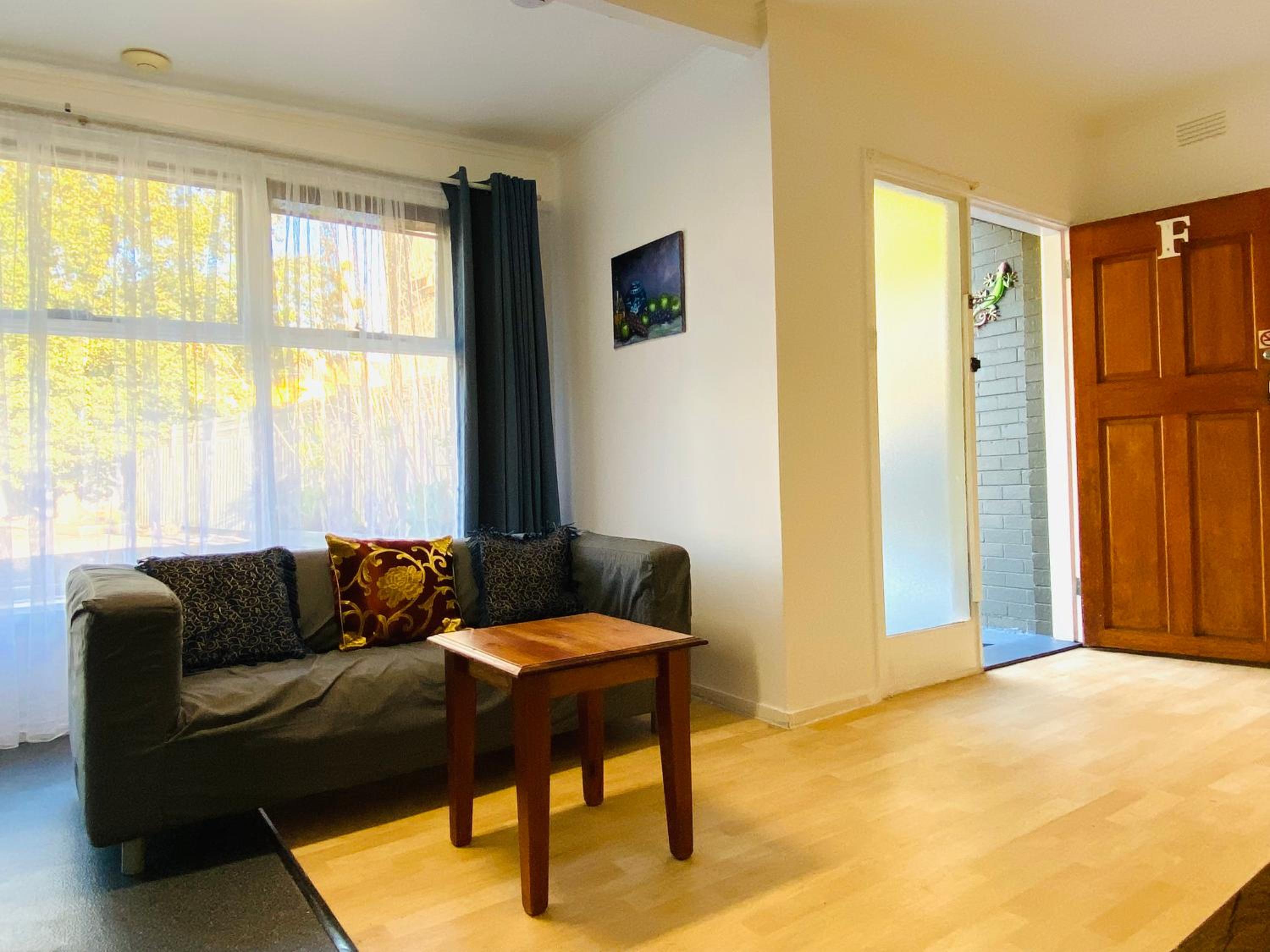 Family Room - Photo 3