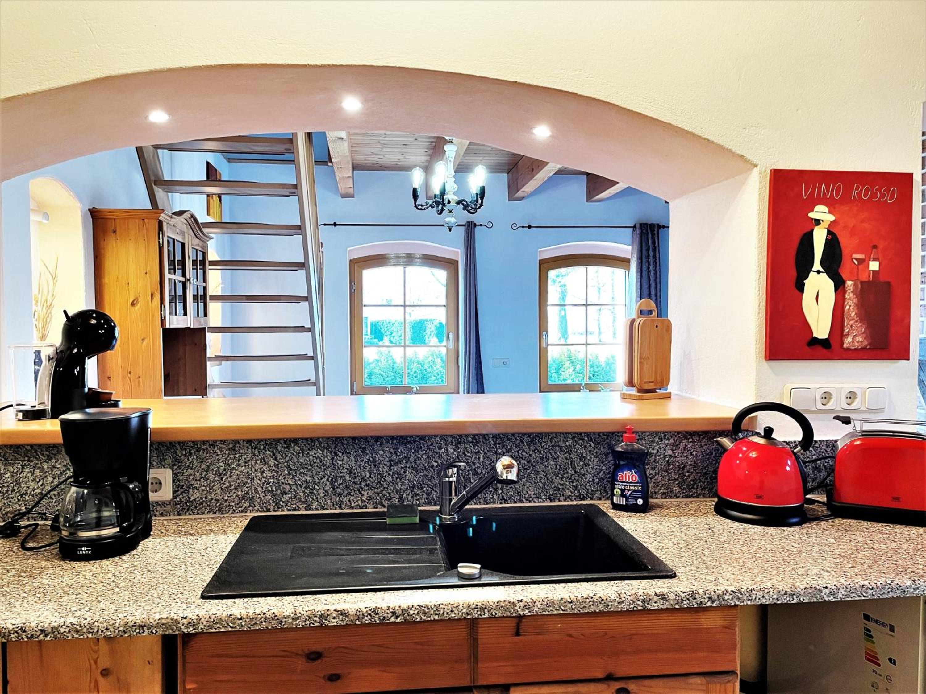 One-Bedroom House photo 3